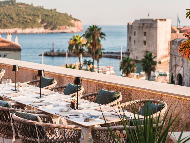 62802485-restoran-ezza