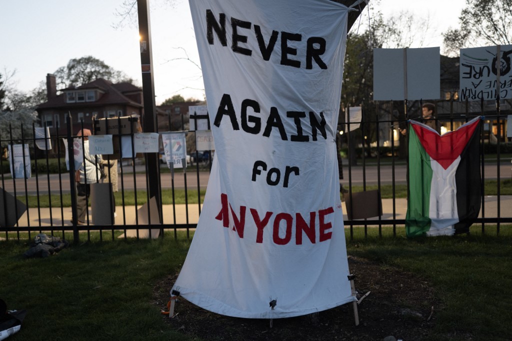 Pro-Palestinian Protestors Rally At Northwestern University