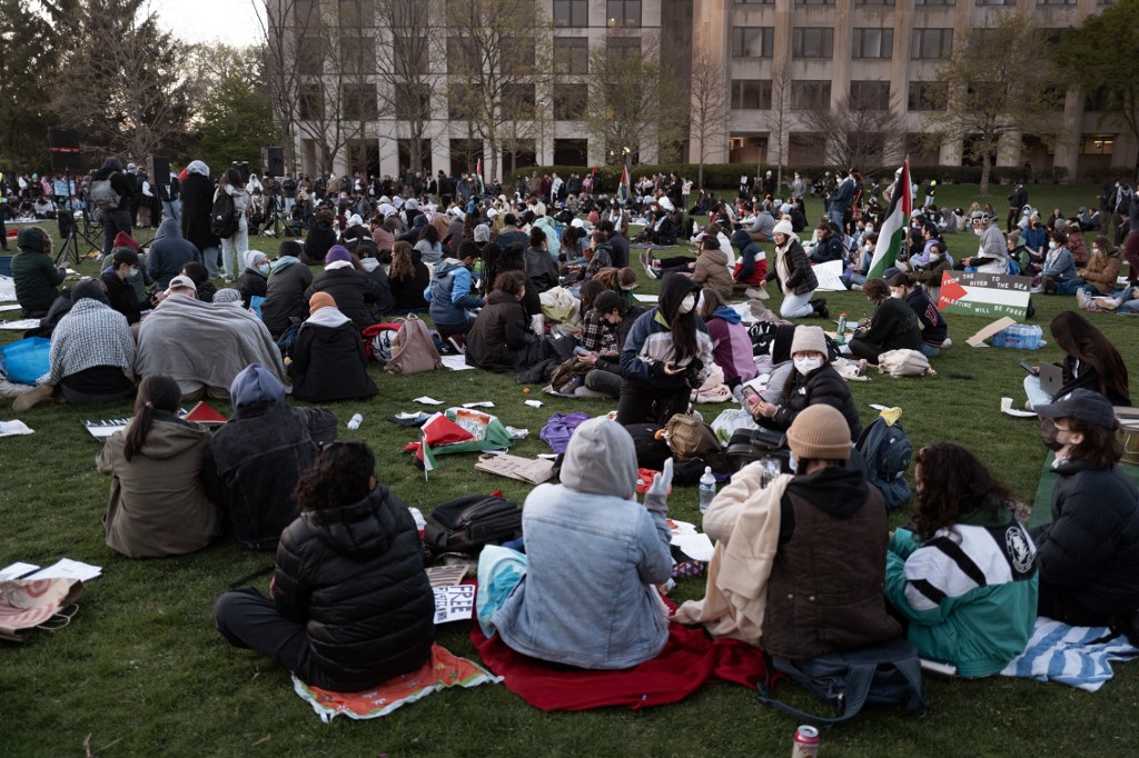 Pro-Palestinian Protestors Rally At Northwestern University