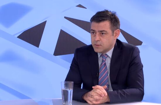 1705307530-1-550x360