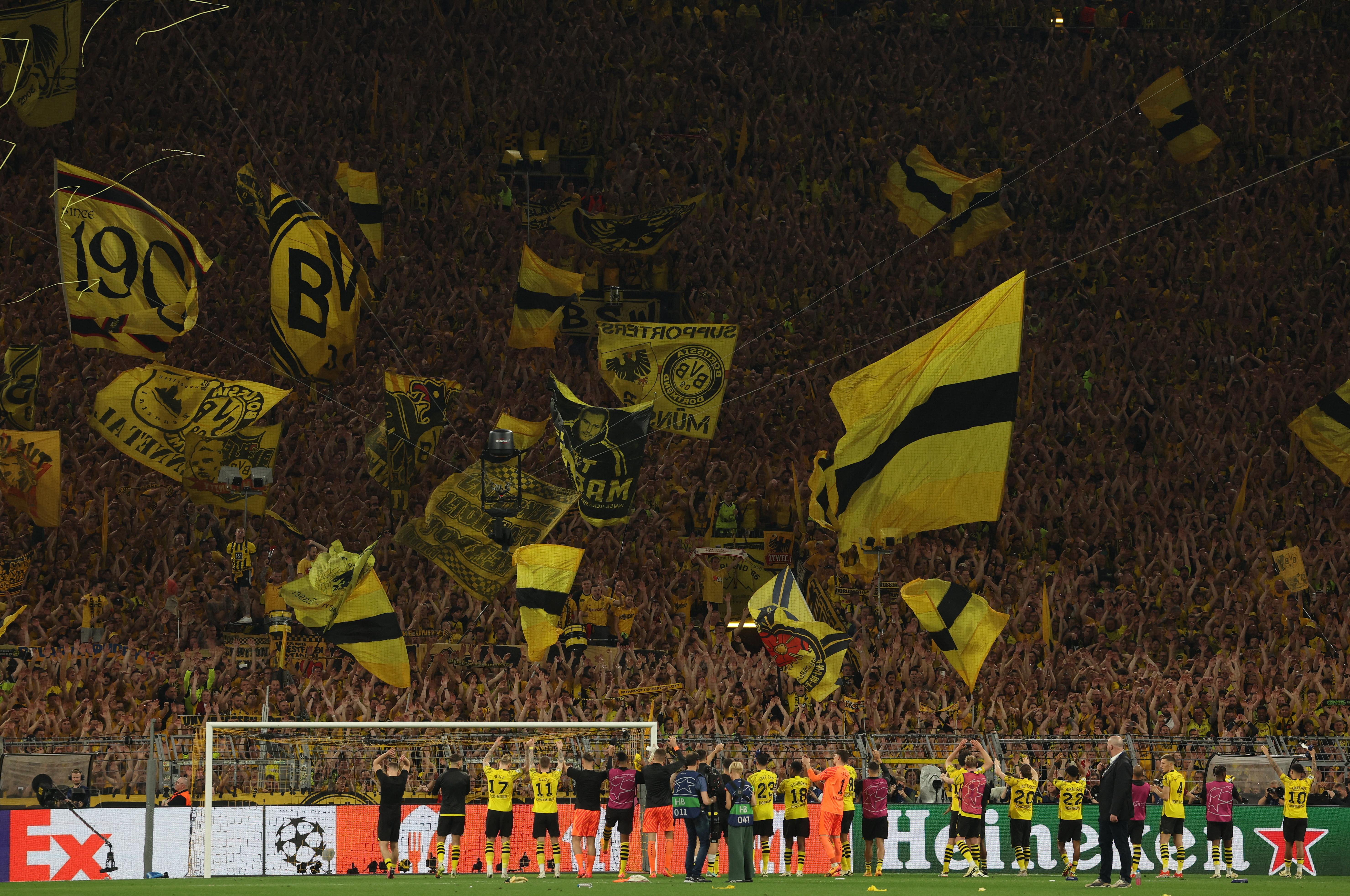 Champions League - Semi Final - First Leg - Borussia Dortmund v Paris St Germain