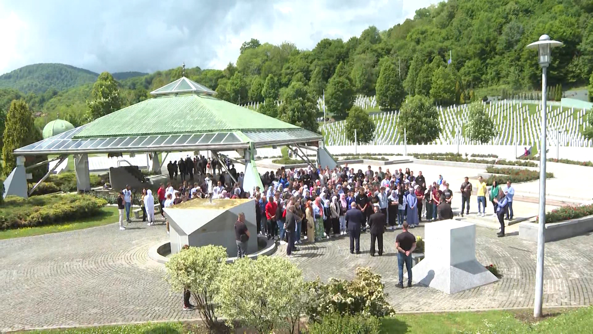 SA-.00_00_18_00.Still001