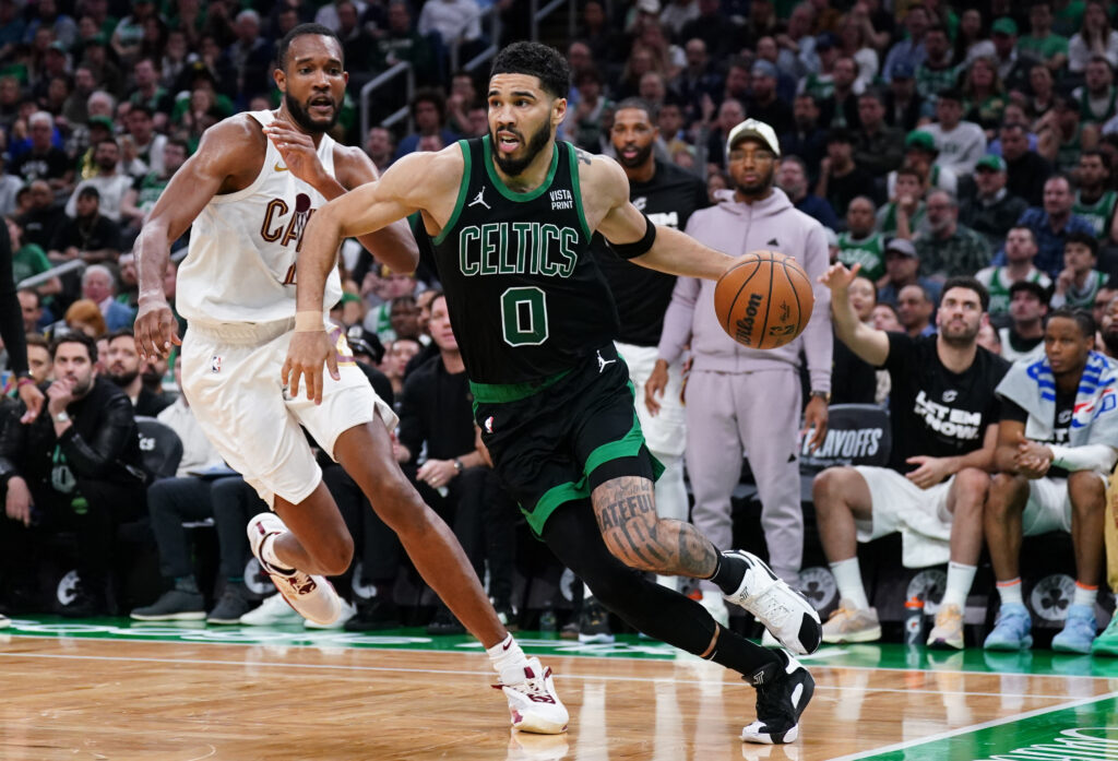 1715836757-2024-05-16T014810Z_1034104677_MT1USATODAY23284706_RTRMADP_3_NBA-PLAYOFFS-CLEVELAND-CAVALIERS-AT-BOSTON-CELTICS-1024x697.jpg