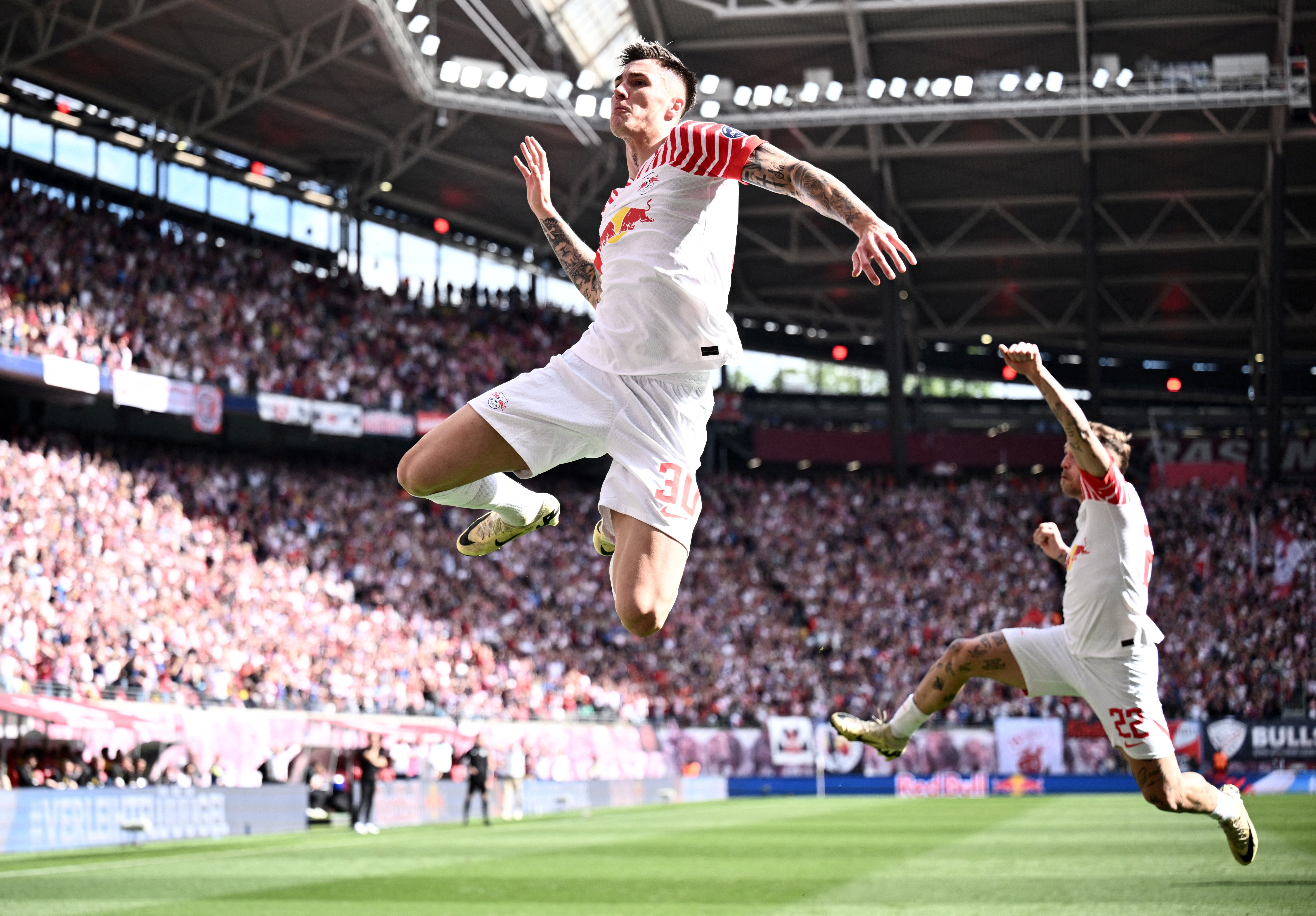 Bundesliga - RB Leipzig v Borussia Dortmund