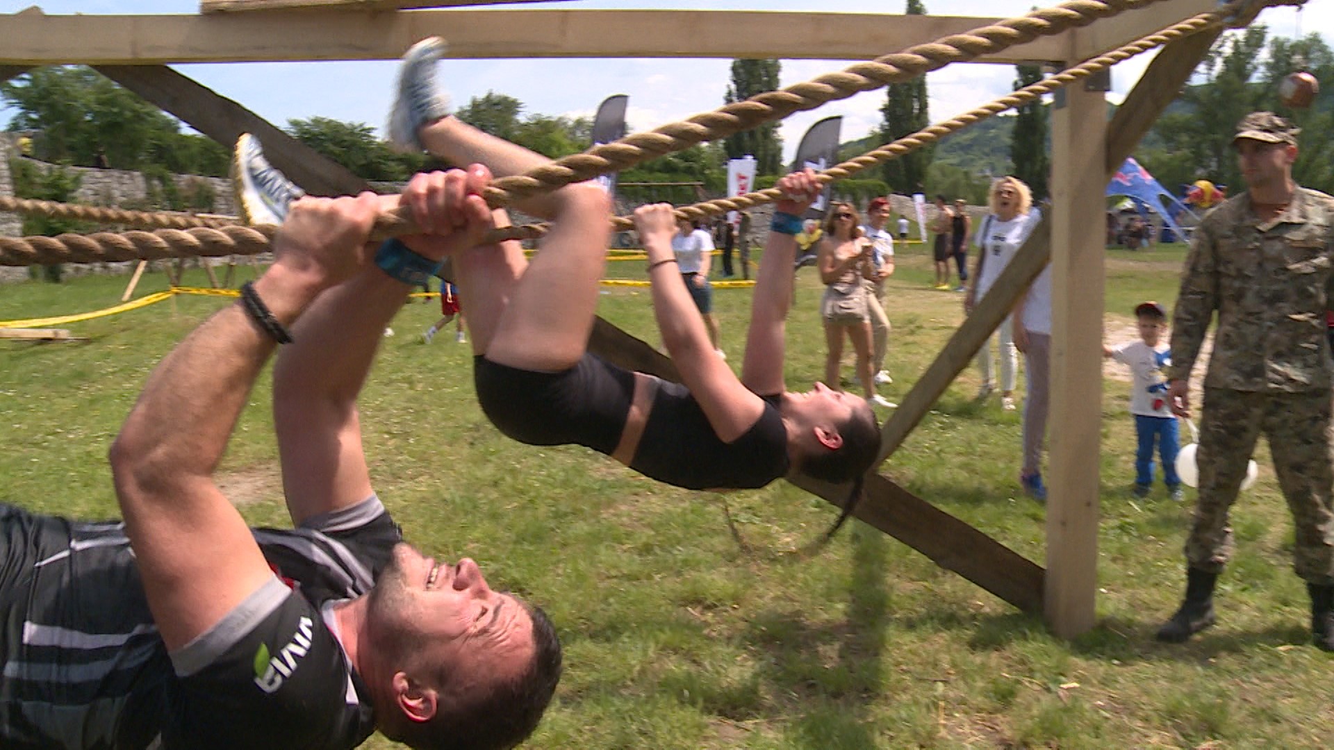 thumbnail_SA-.00_00_56_15.Still002