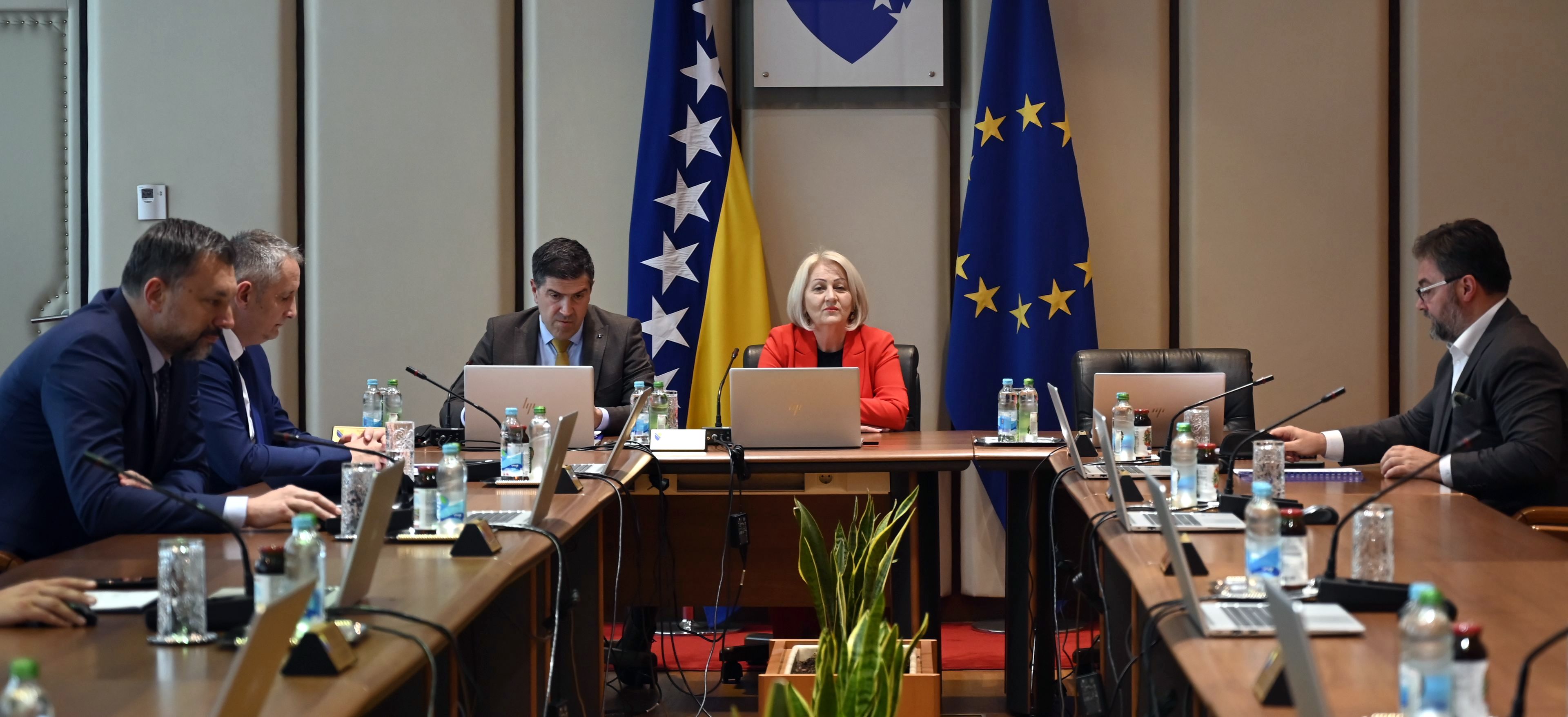 53733955628_7cec298b4e_o