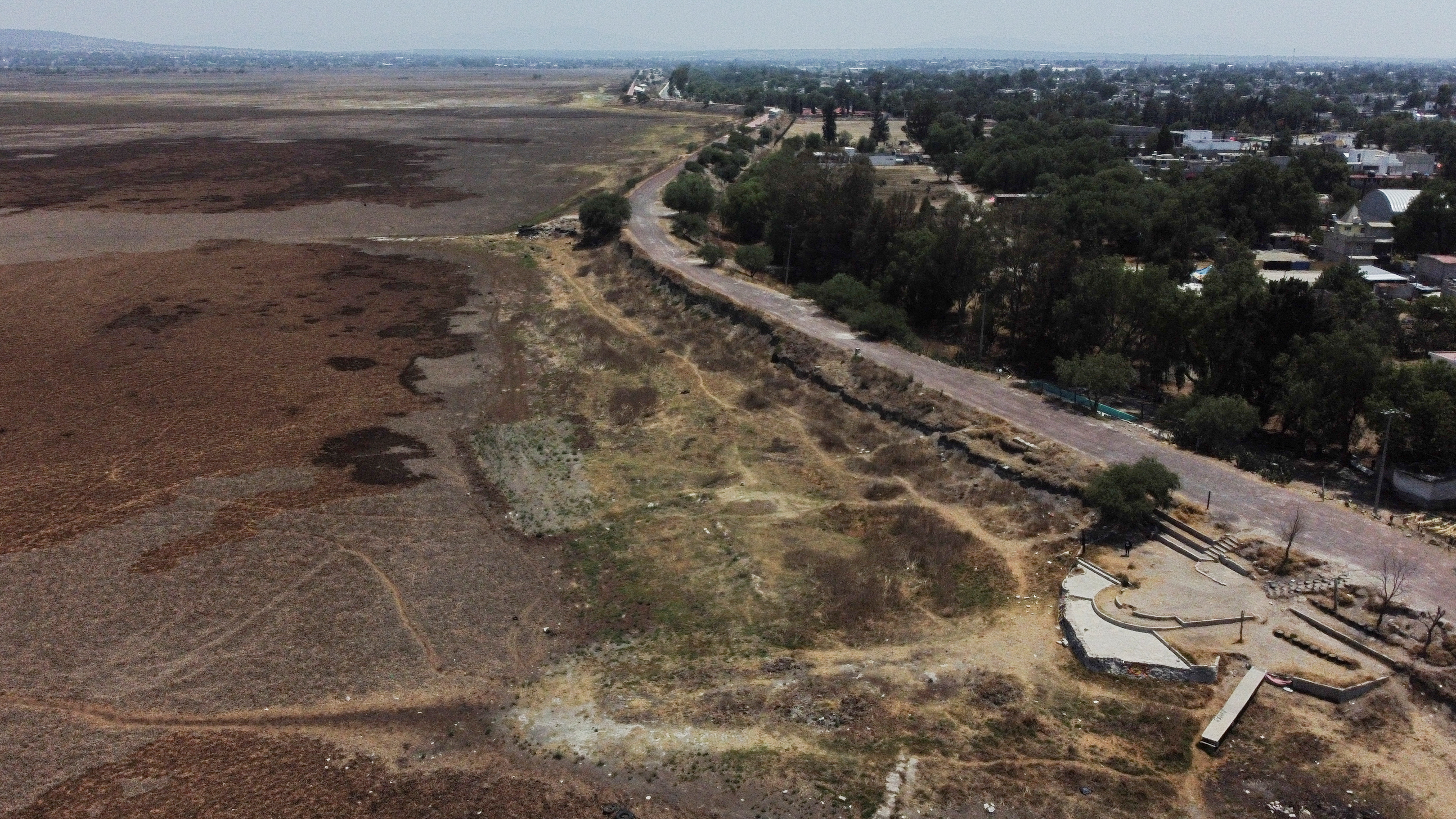 Dry bed of the Zumpango Lake