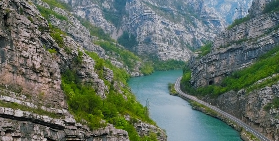 kanjon neretve dron.ba