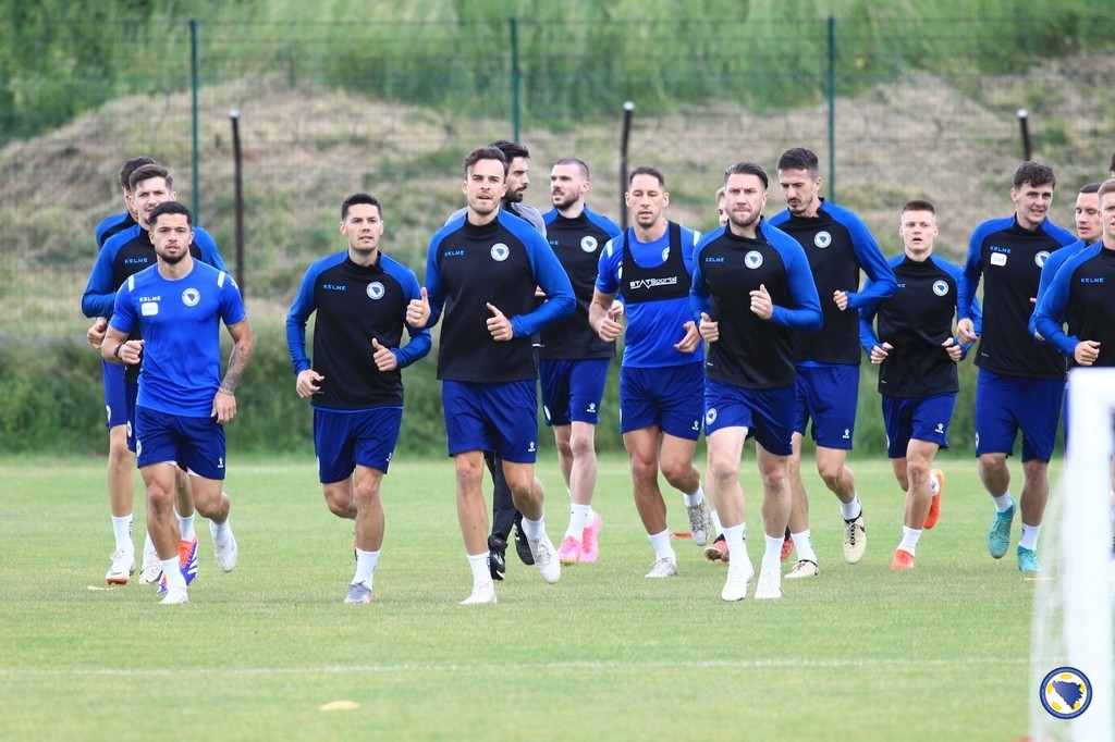 Fudbalska reprezentacija bih trening