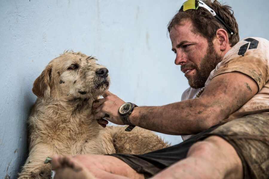 1716891477-Mikael_Lindnord_and_the_straydog_Arthur_in_Ecuador_53316040648-900x600