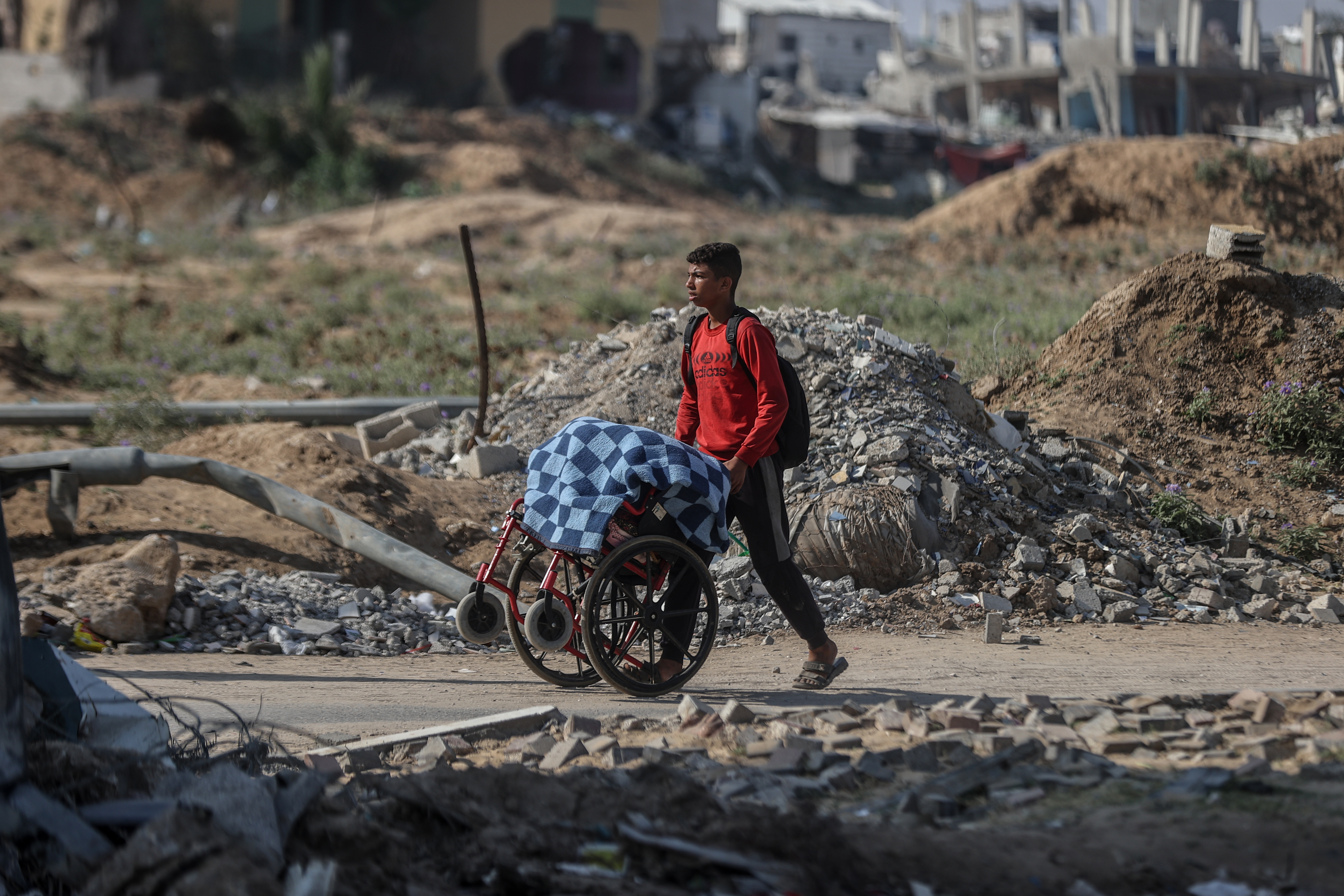 Gaza: Stotine Palestinaca napušta izbjeglički kamp Al-Bureij zbog najnovijih izraelskih napada