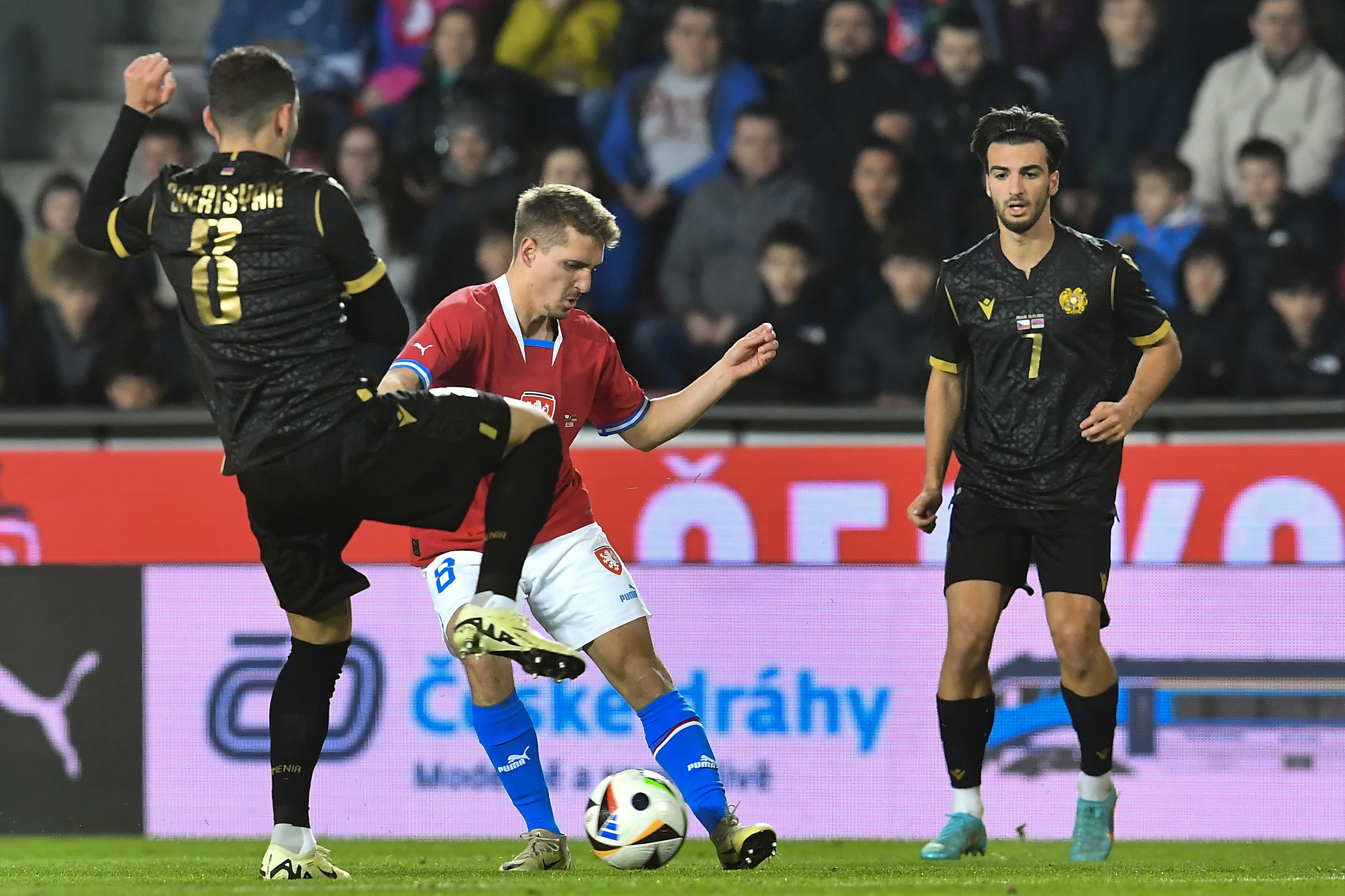 FBL-FRIENDLY-CZE-ARM