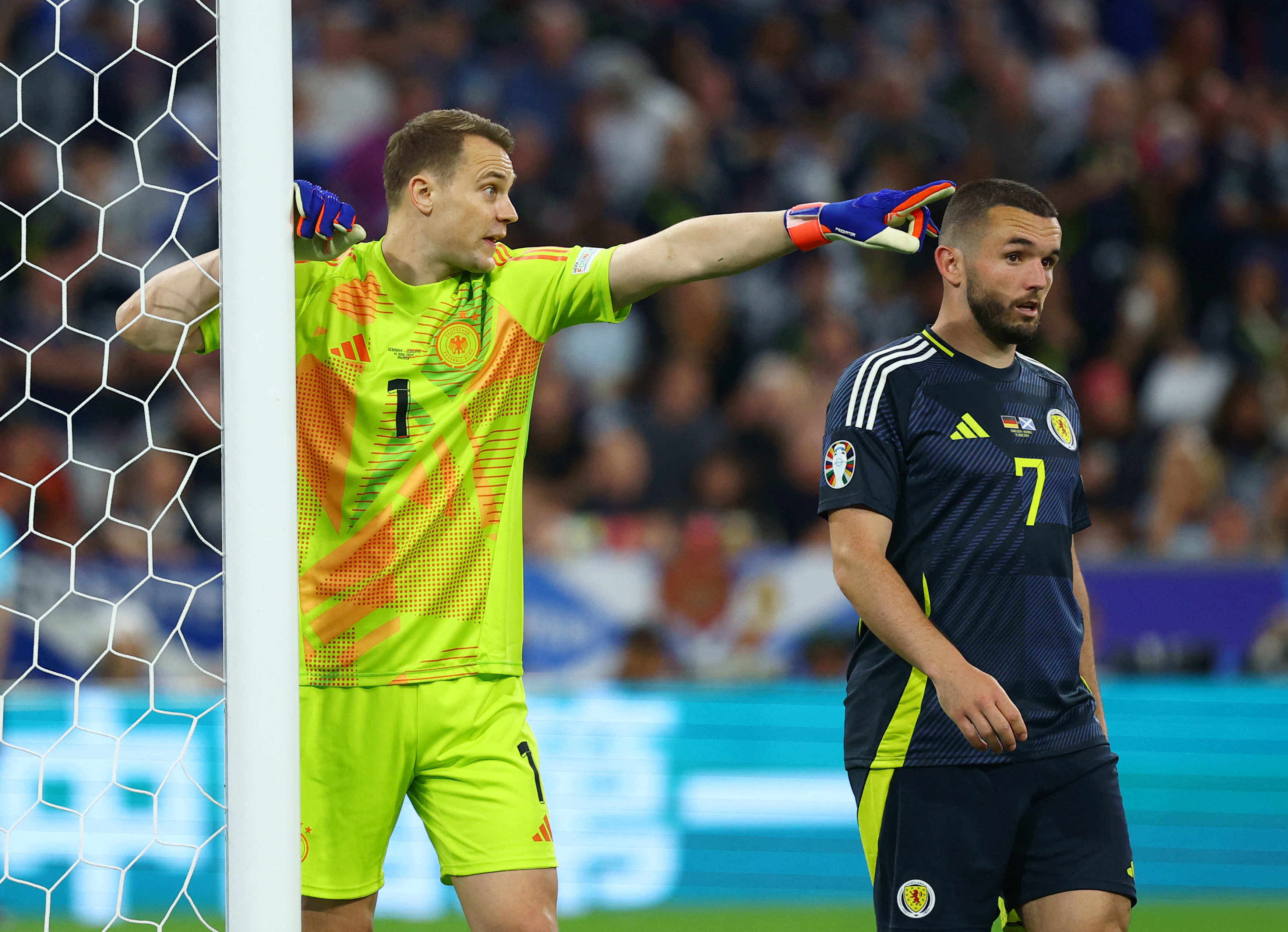 REUTERS/Kai Pfaffenbach  