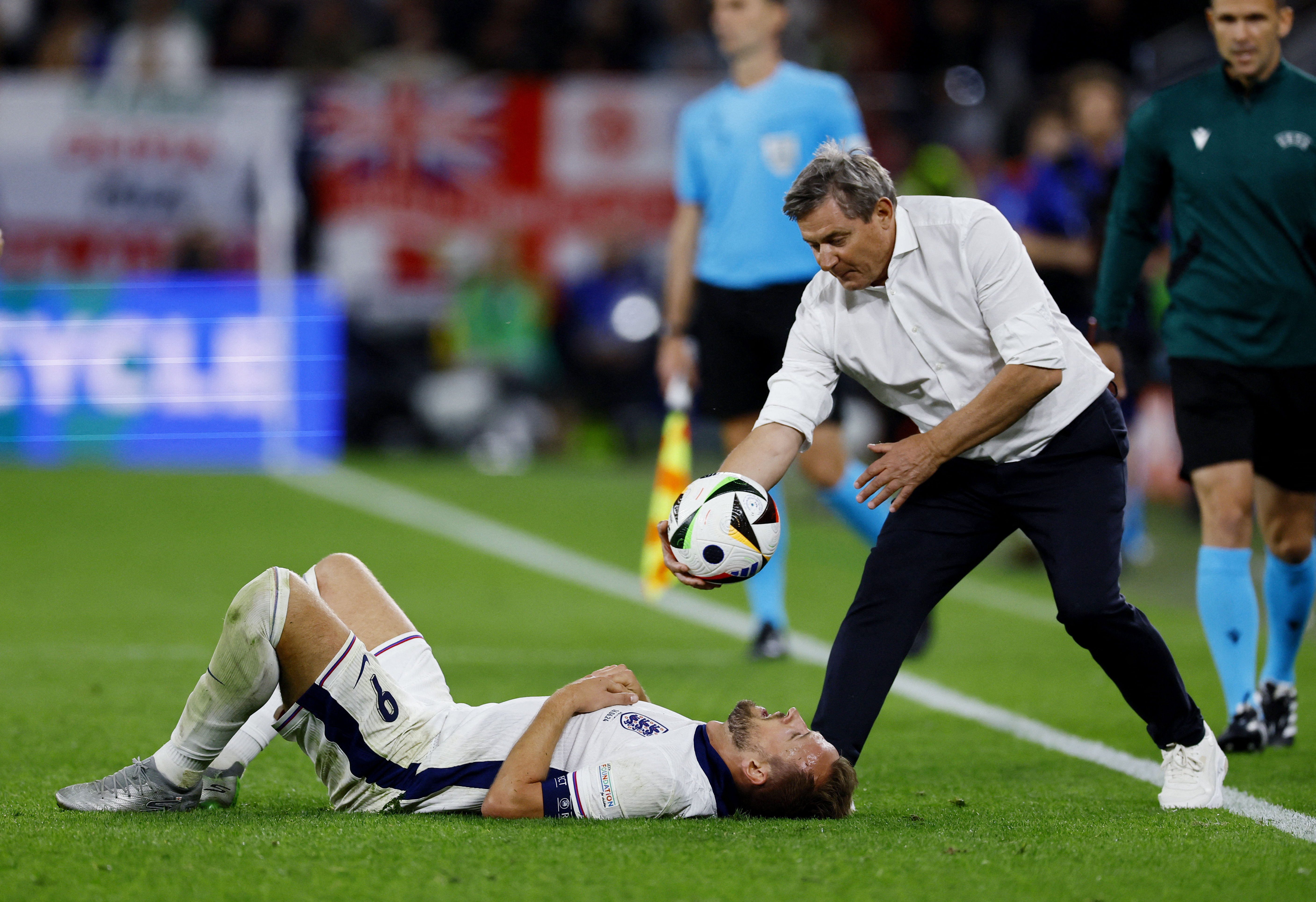 Euro 2024 - Serbia v England