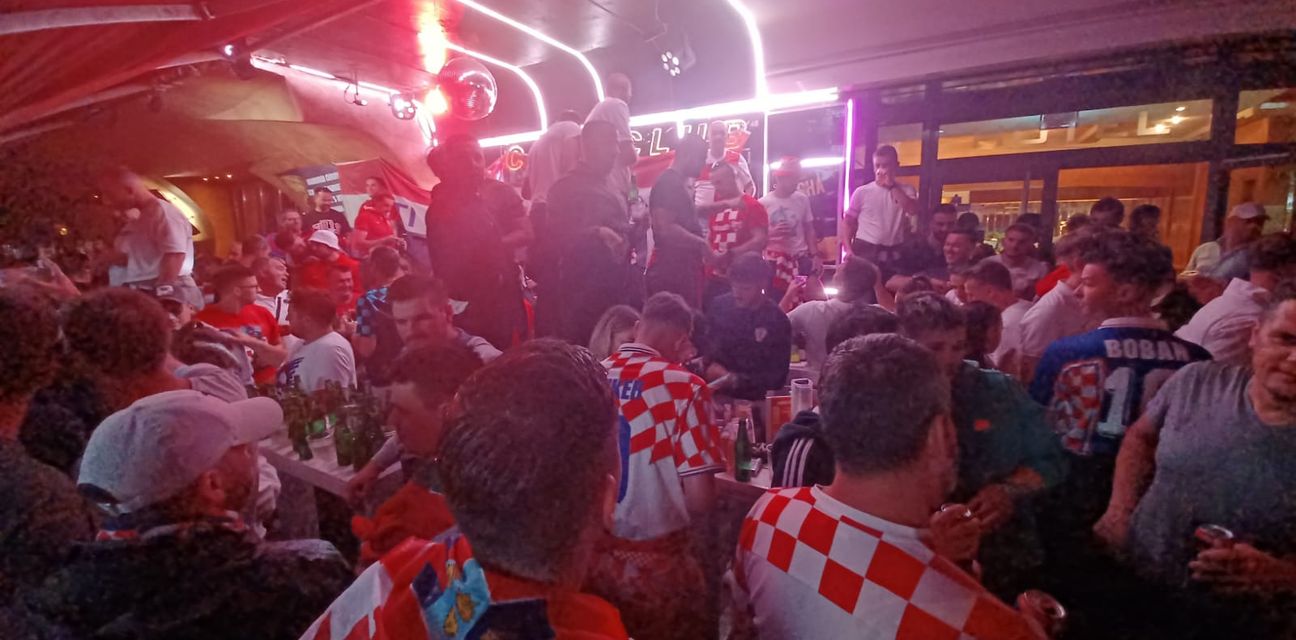 62846687-hrvatski-navijaci