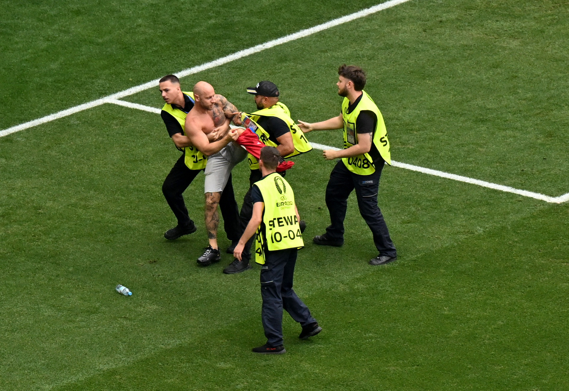 Euro 2024 - Slovenia v Serbia