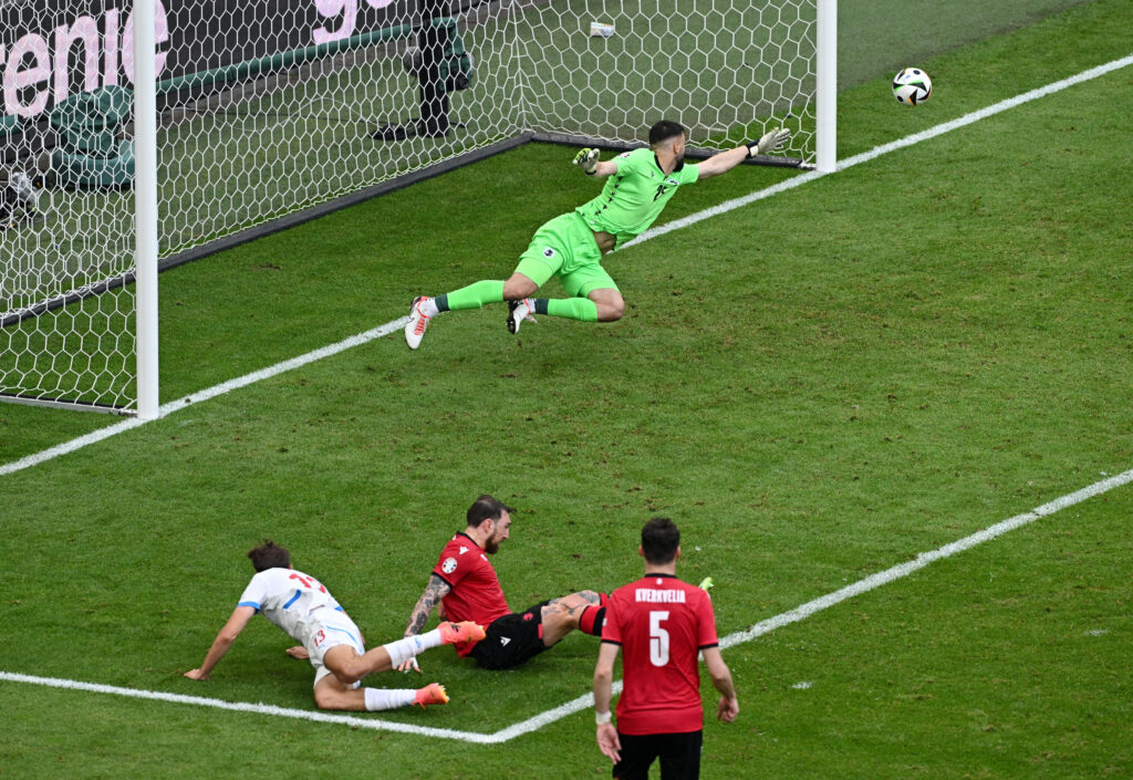 1719067517-2024-06-22T144229Z_264224385_UP1EK6M14UQE1_RTRMADP_3_SOCCER-EURO-GEO-CZE-REPORT-1024x705.jpg