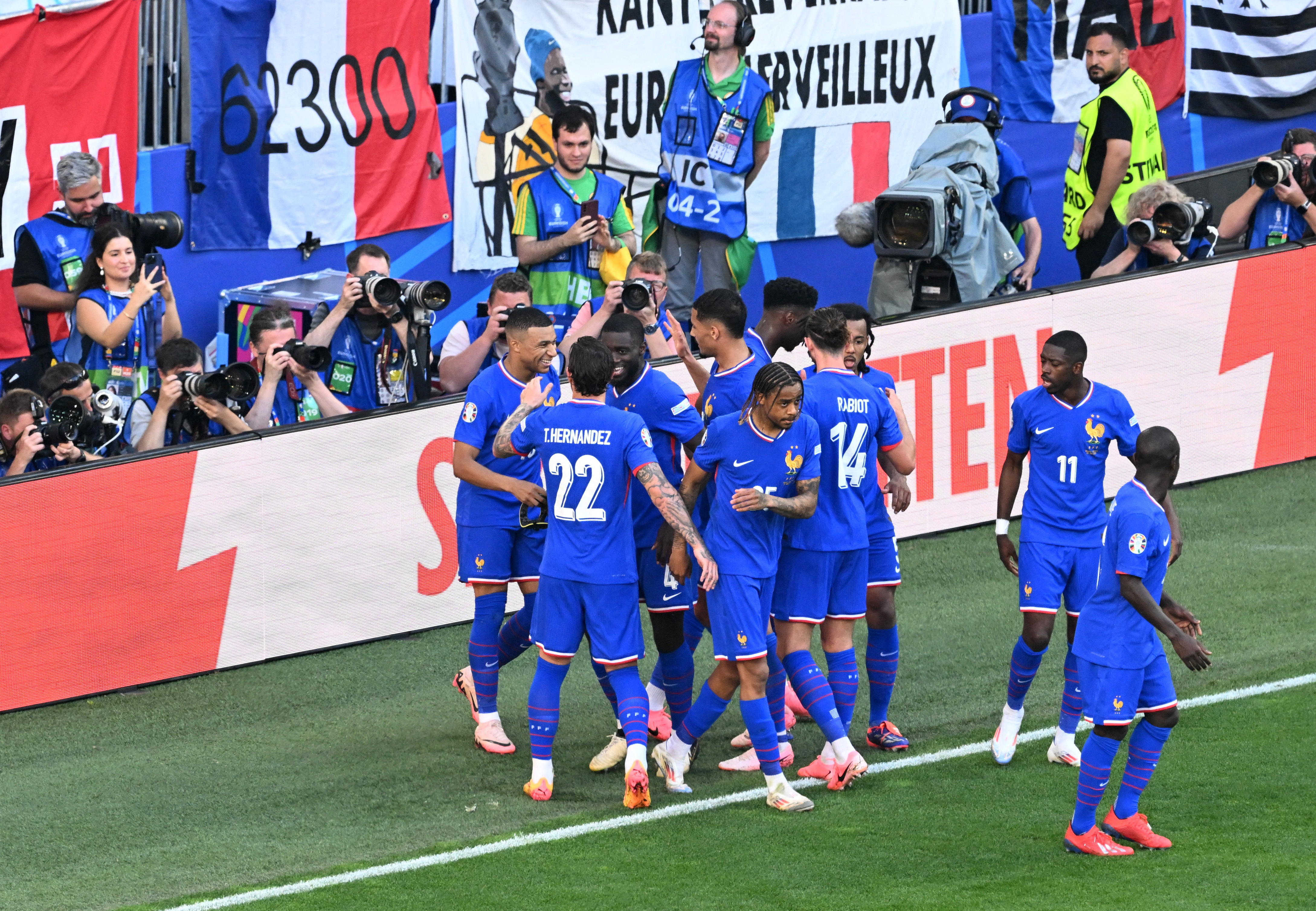 REUTERS/Carmen Jaspersen