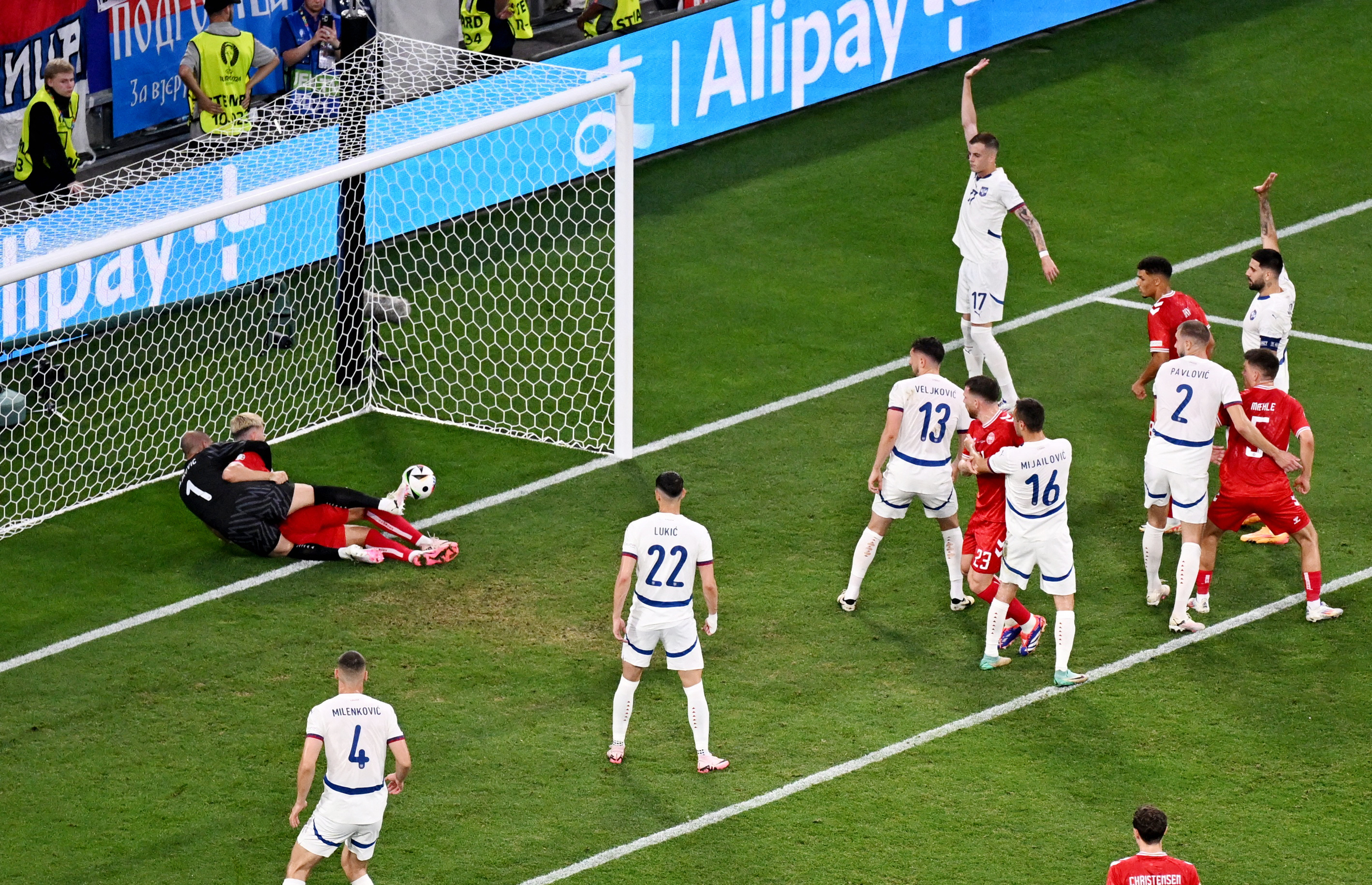 REUTERS/Angelika Warmuth