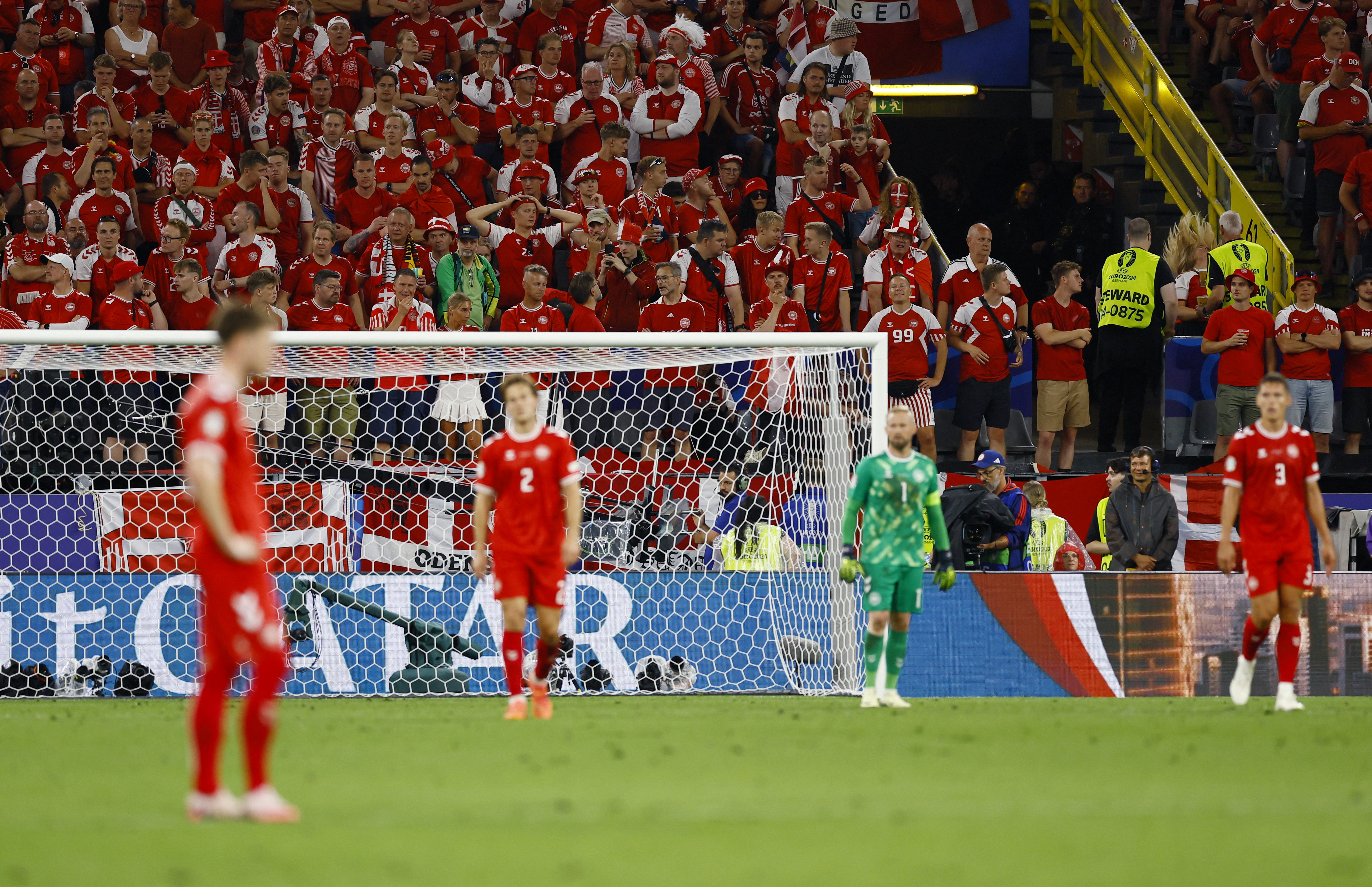 REUTERS/Leon Kuegeler