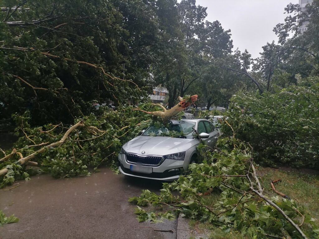 1719903331-Oluja-Nevreme-Novi-Beograd-5-1024x768