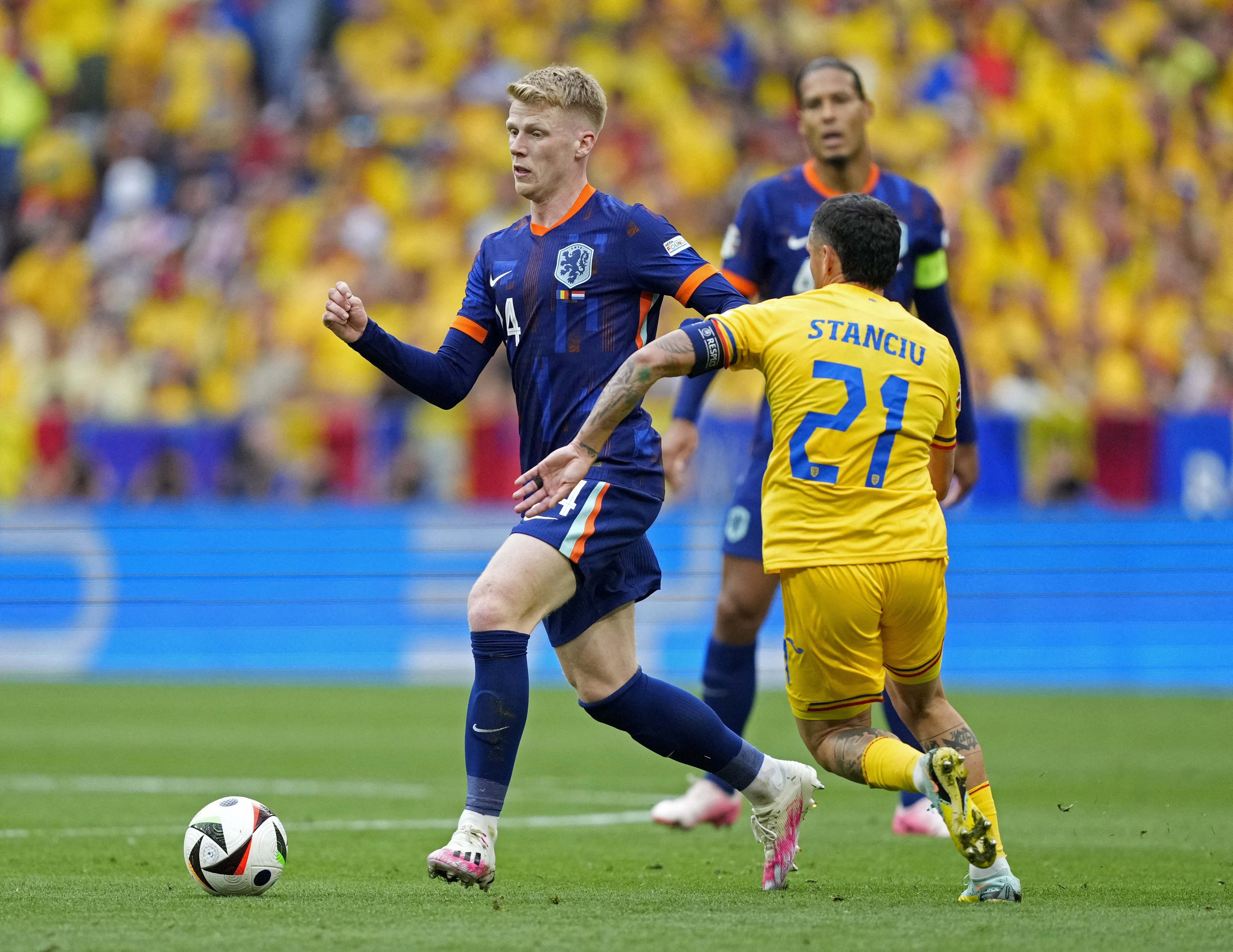  REUTERS/Fiona Noever