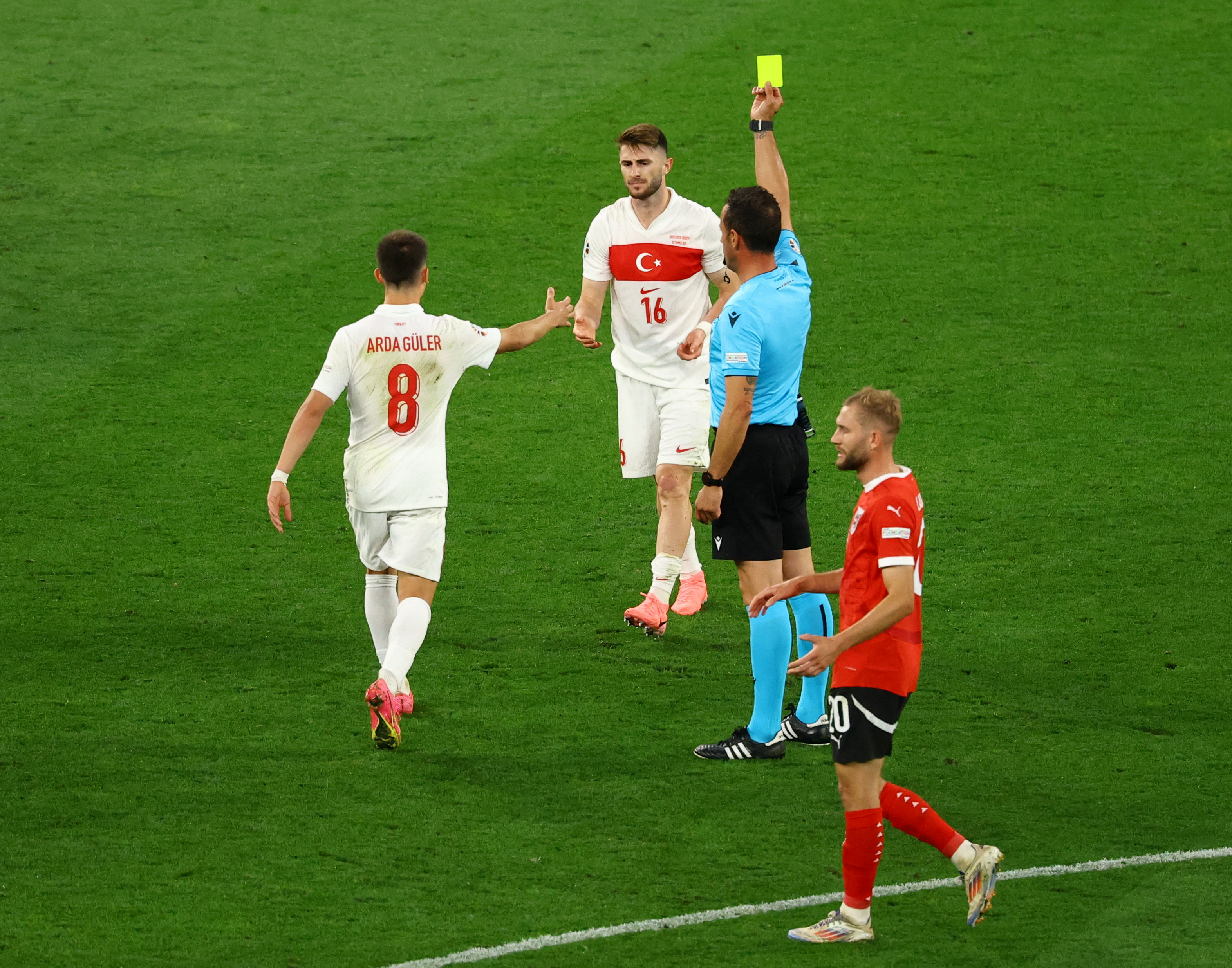 REUTERS/Lisi Niesner