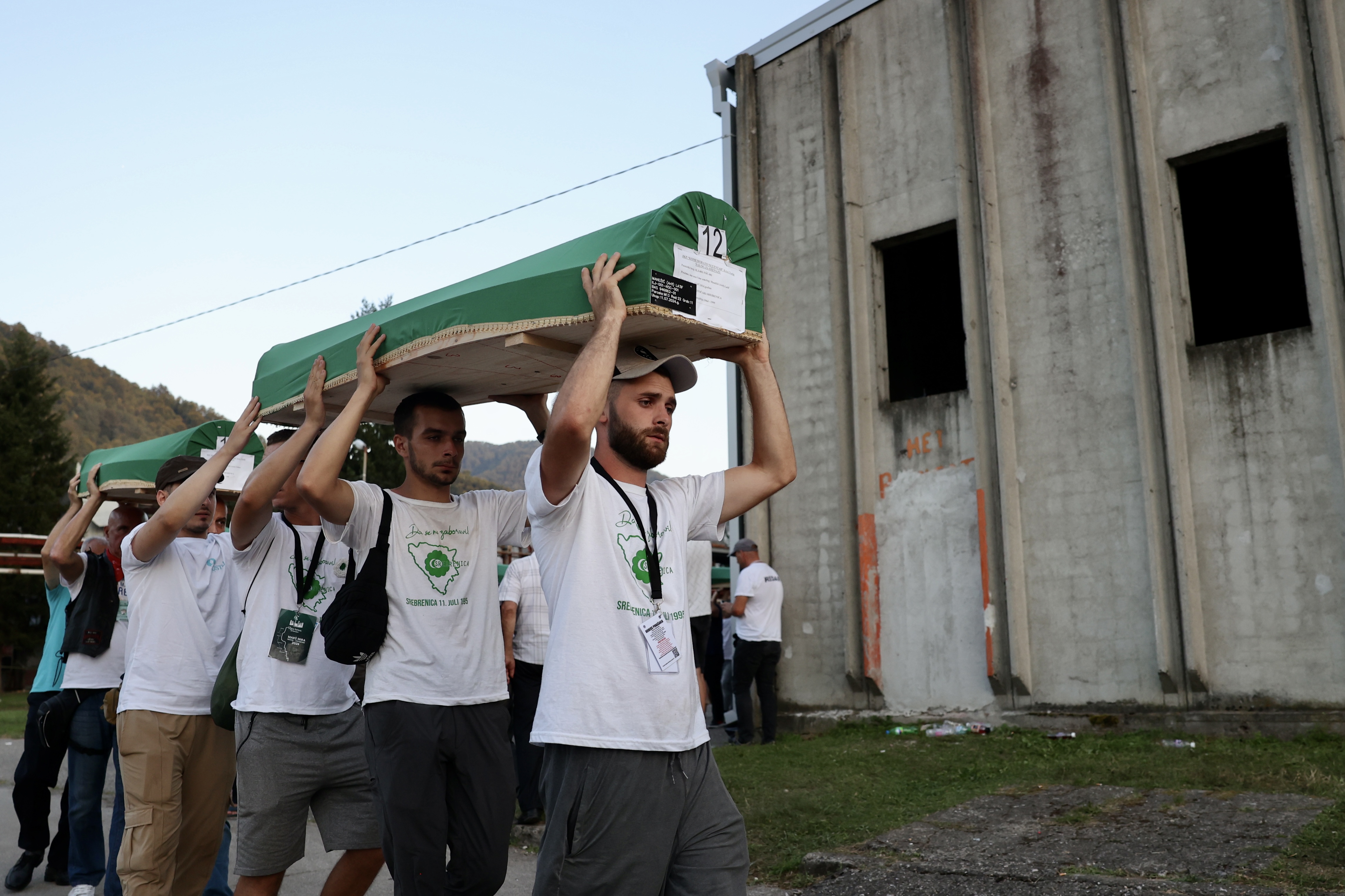 tabuti srebrenica potocari