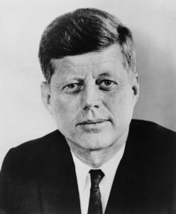 1720958935-john-f-kennedy-63160_1280-248x300.jpg