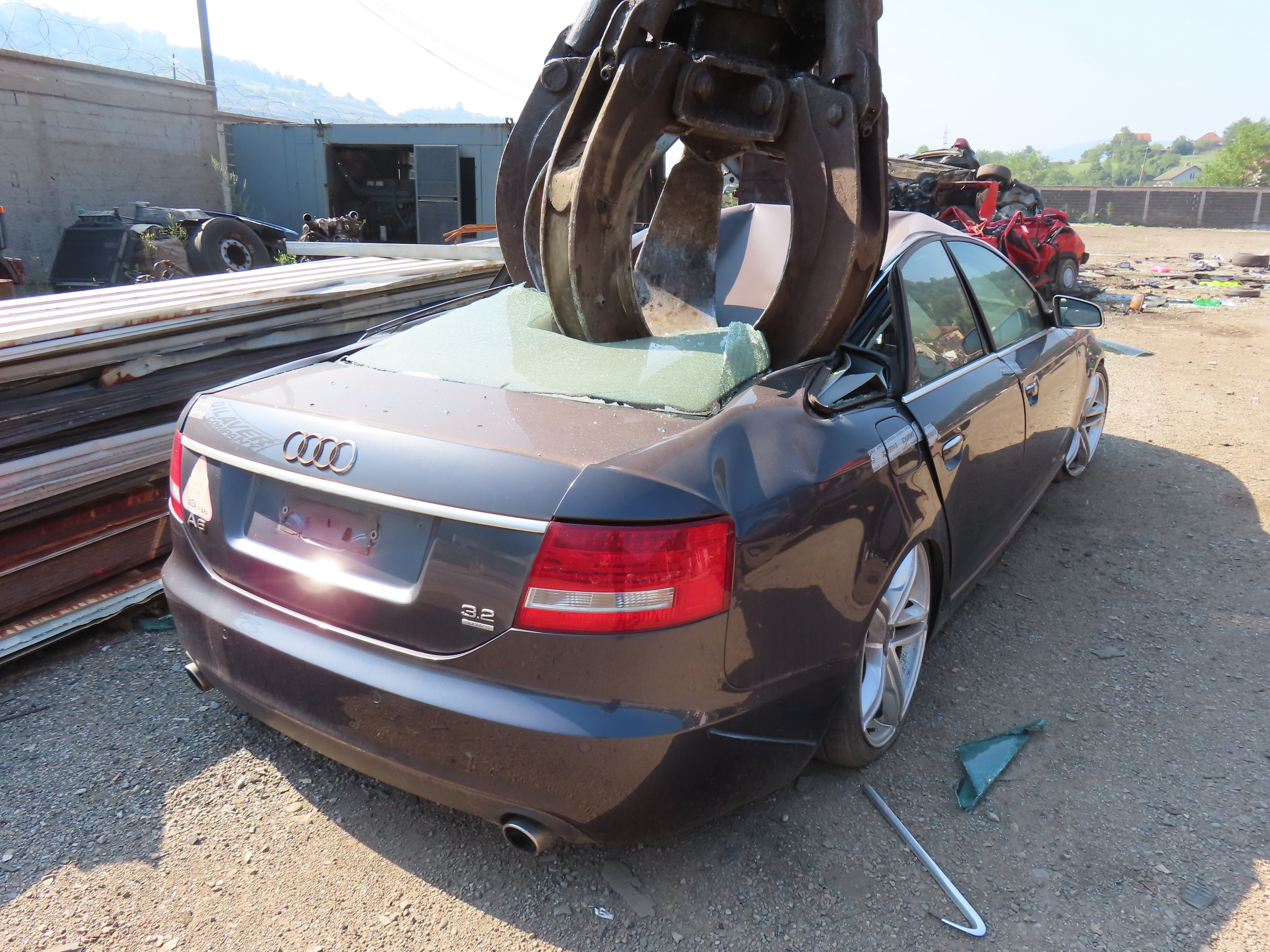 unistavanje oduzetih vozila zenica