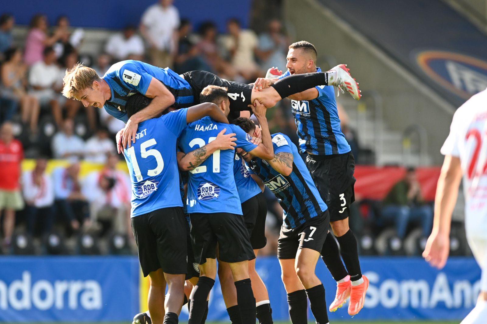 inter esclades velez 3