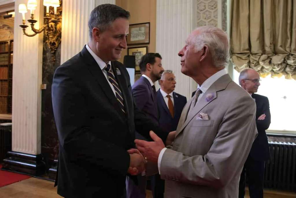 l_59c2500ae0de7b9940f53d1cd7c688c2