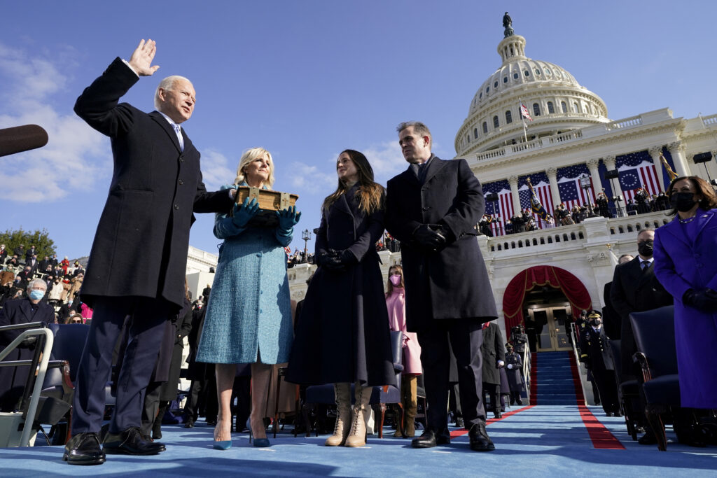 1721651747-2024-07-21T192207Z_1858125157_RC2VZ8AJD2JZ_RTRMADP_3_USA-ELECTION-BIDEN-1024x683.jpg