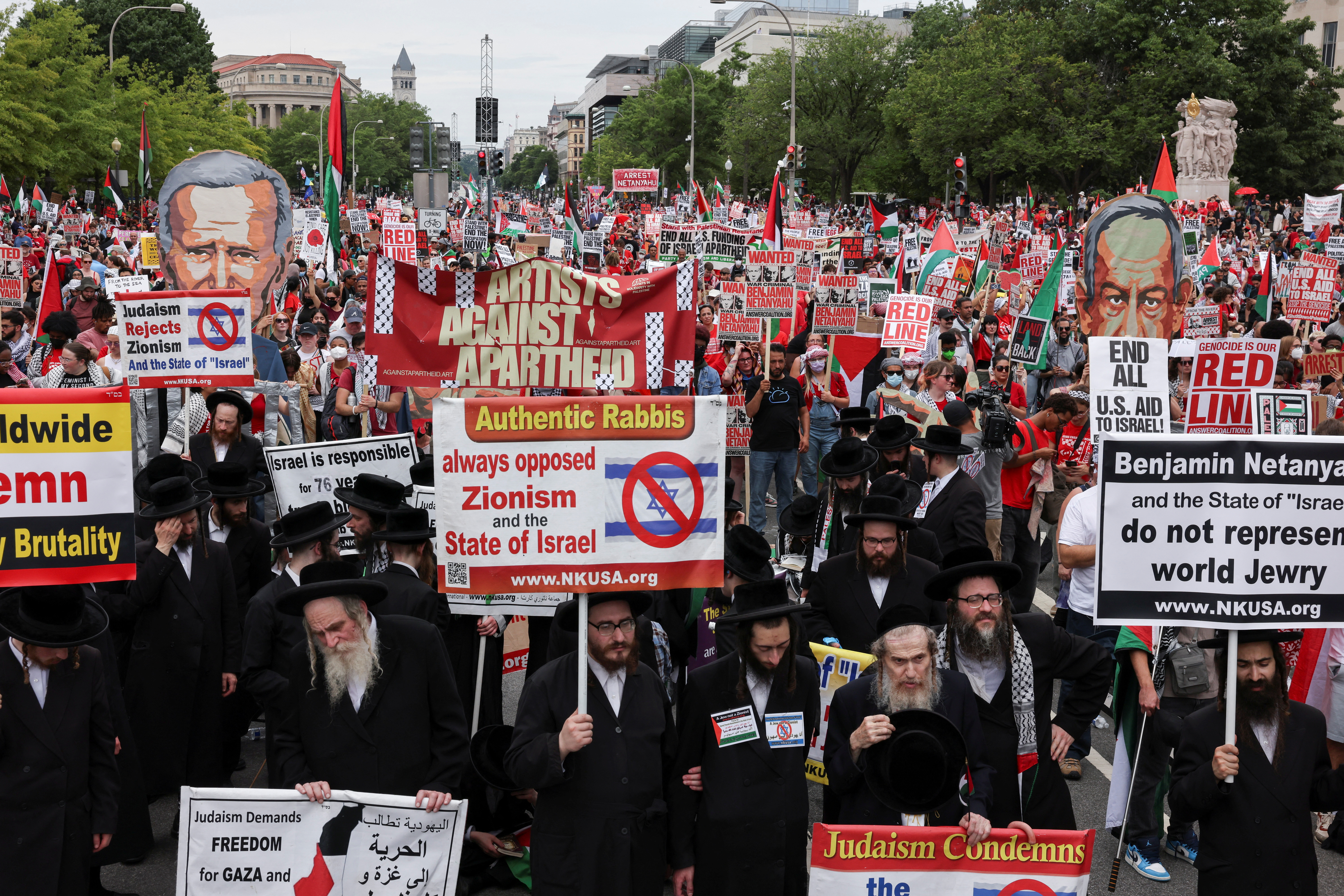 Protesters gather as Israeli PM Netanyahu addresses Congress in Washington