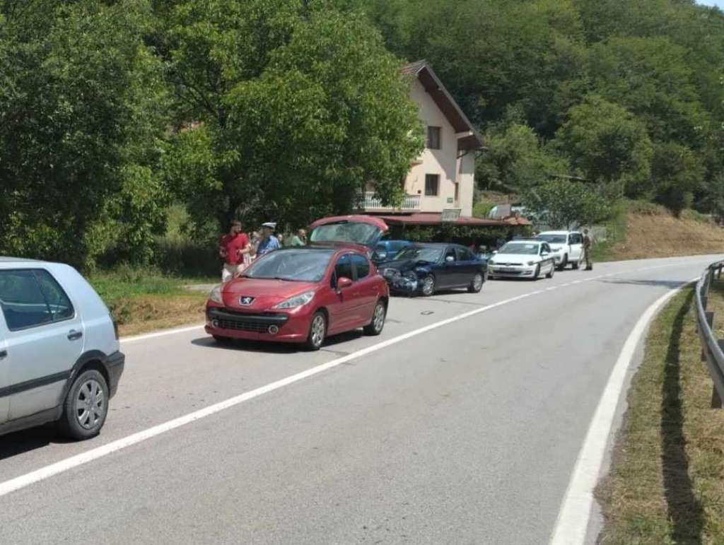 l_ef2b0af880cf92e25bdfe089458676cf