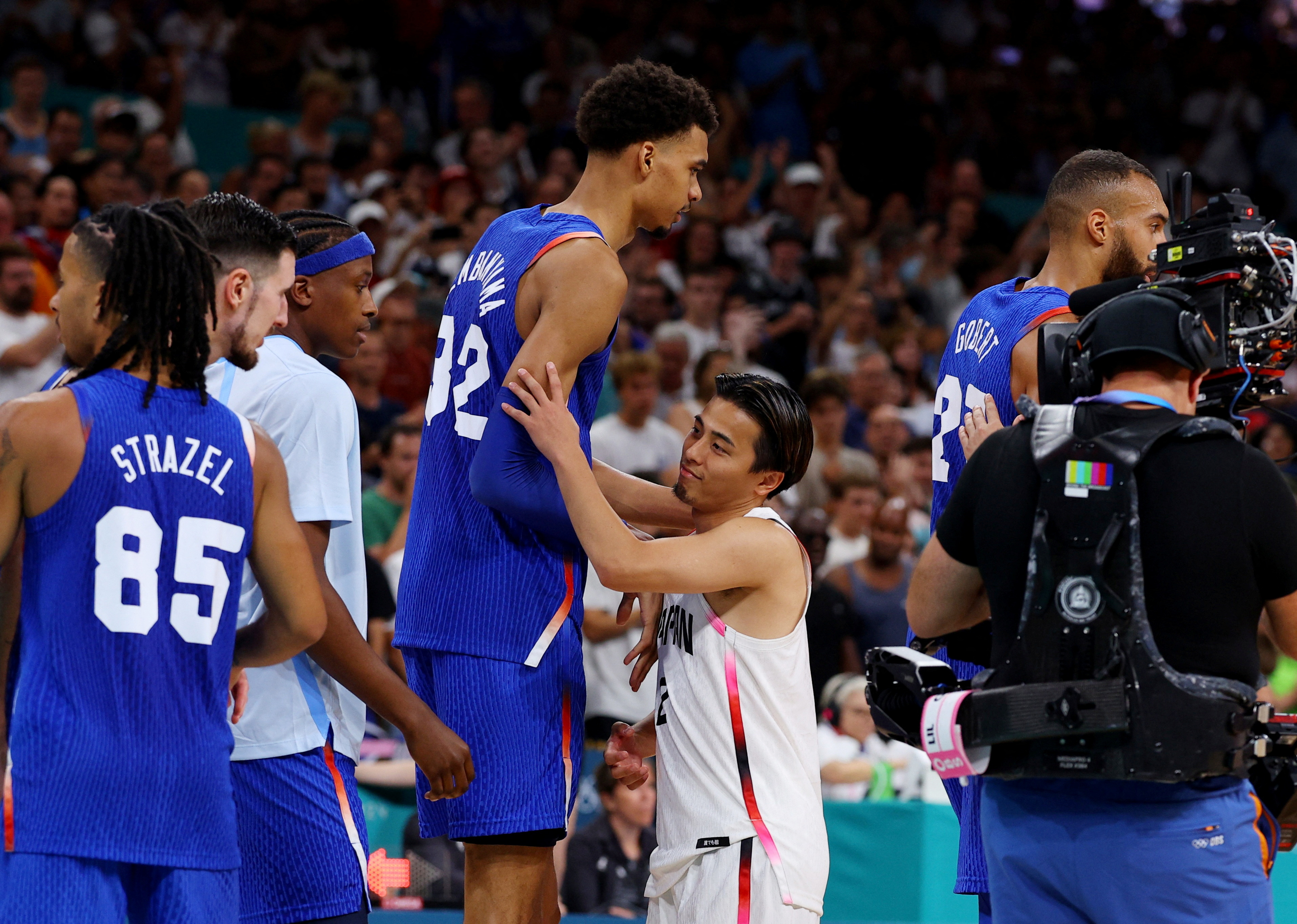 Basketball - Men's Group Phase - Group B - Japan vs France