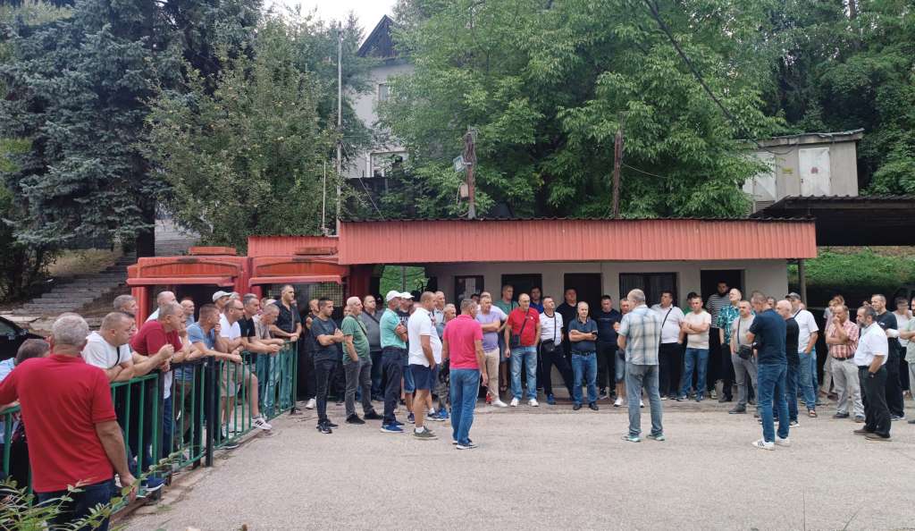 l_5af8c490fc99c166ca57e0e3ce94fcd2