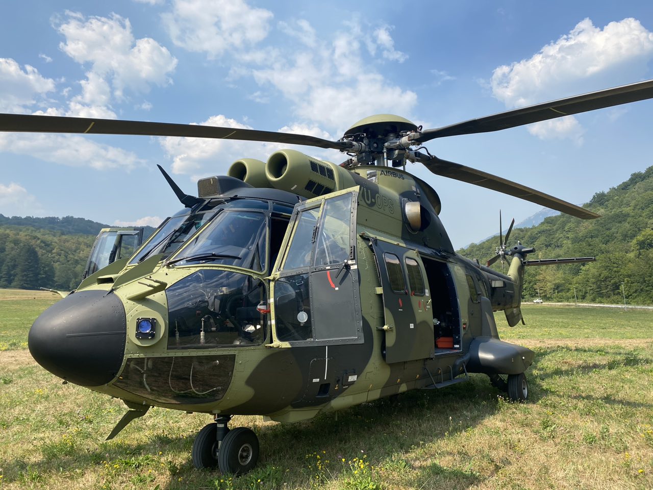 helikopteri tjentište