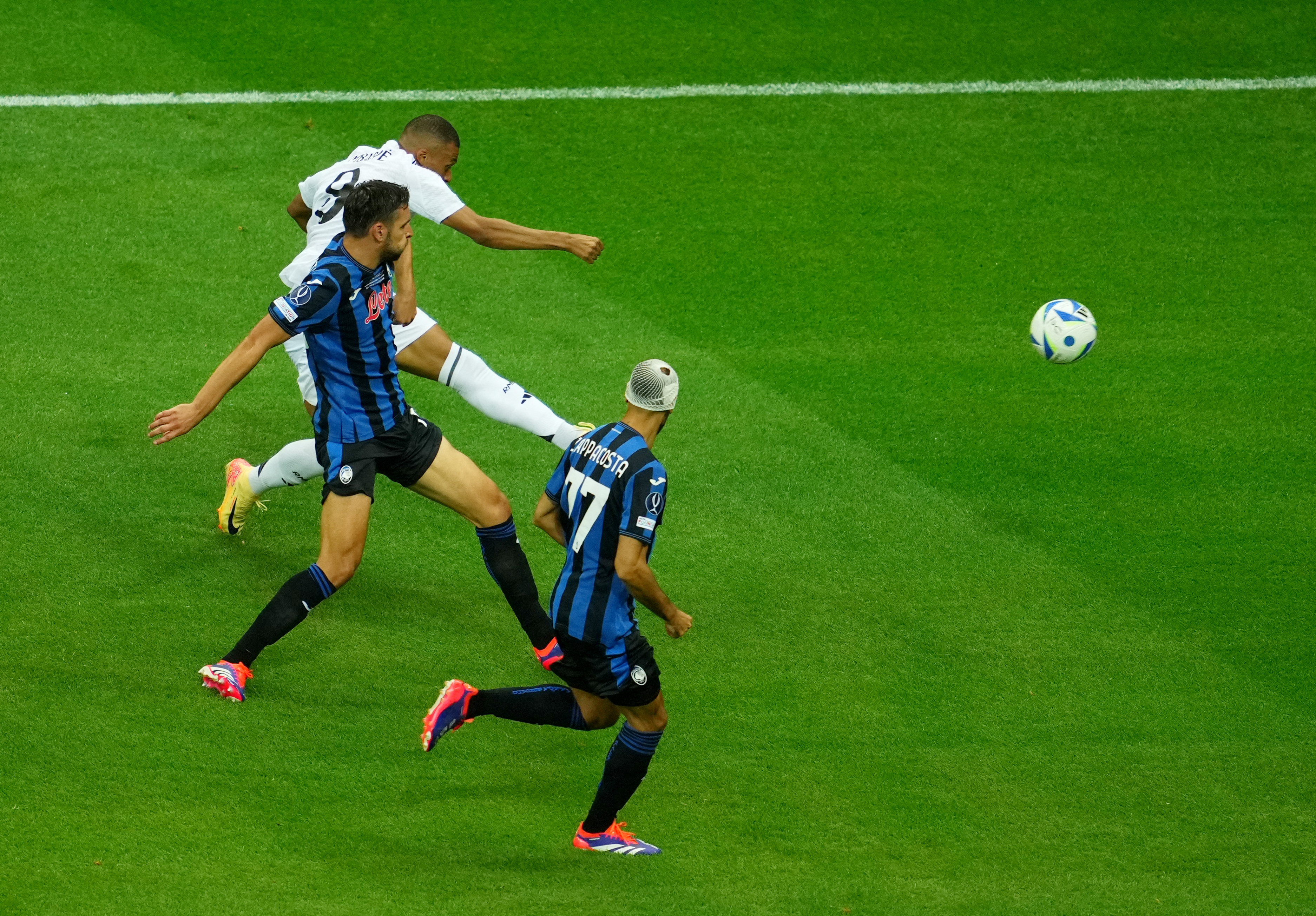 REUTERS/Aleksandra Szmigiel