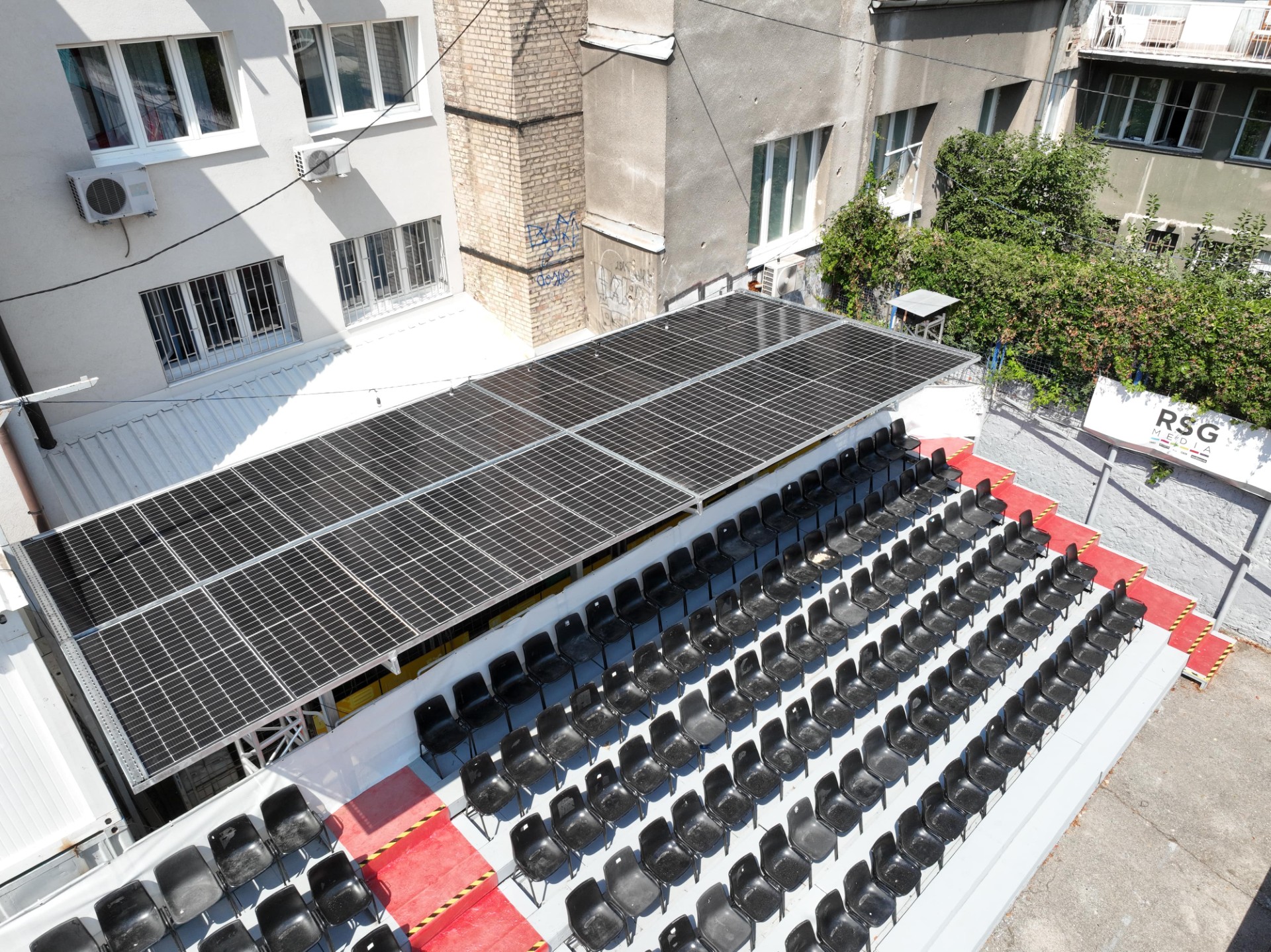 thumbnail_Solarni paneli 30thSFF (2)