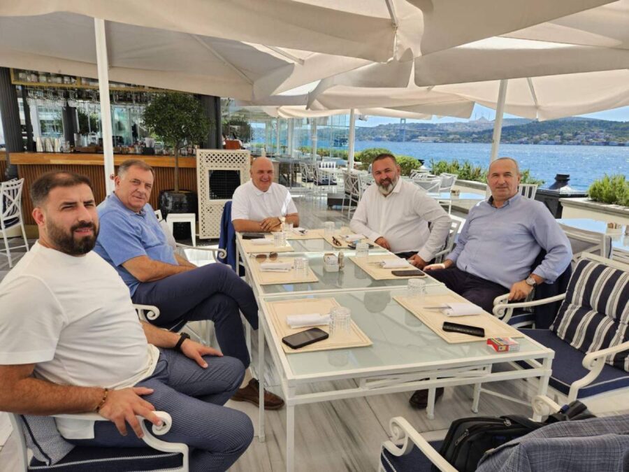 1723718987-GVAvEnuWgAA-zN9-900x675