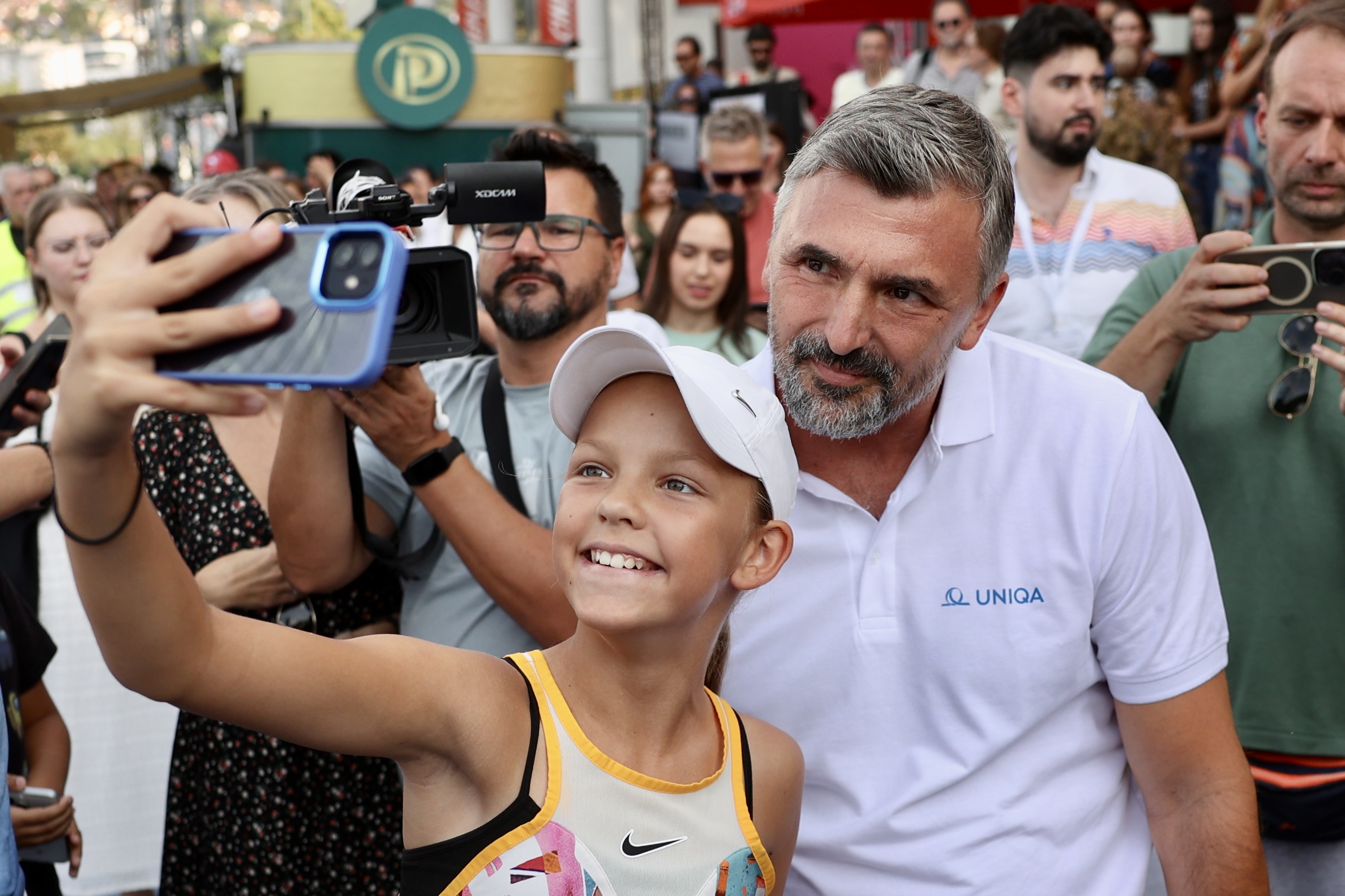 Lapinovo je zapovjedništvo poslalo izvješća u Moskvu upozoravajući da se ukrajinske snage gomilaju na prvim crtama