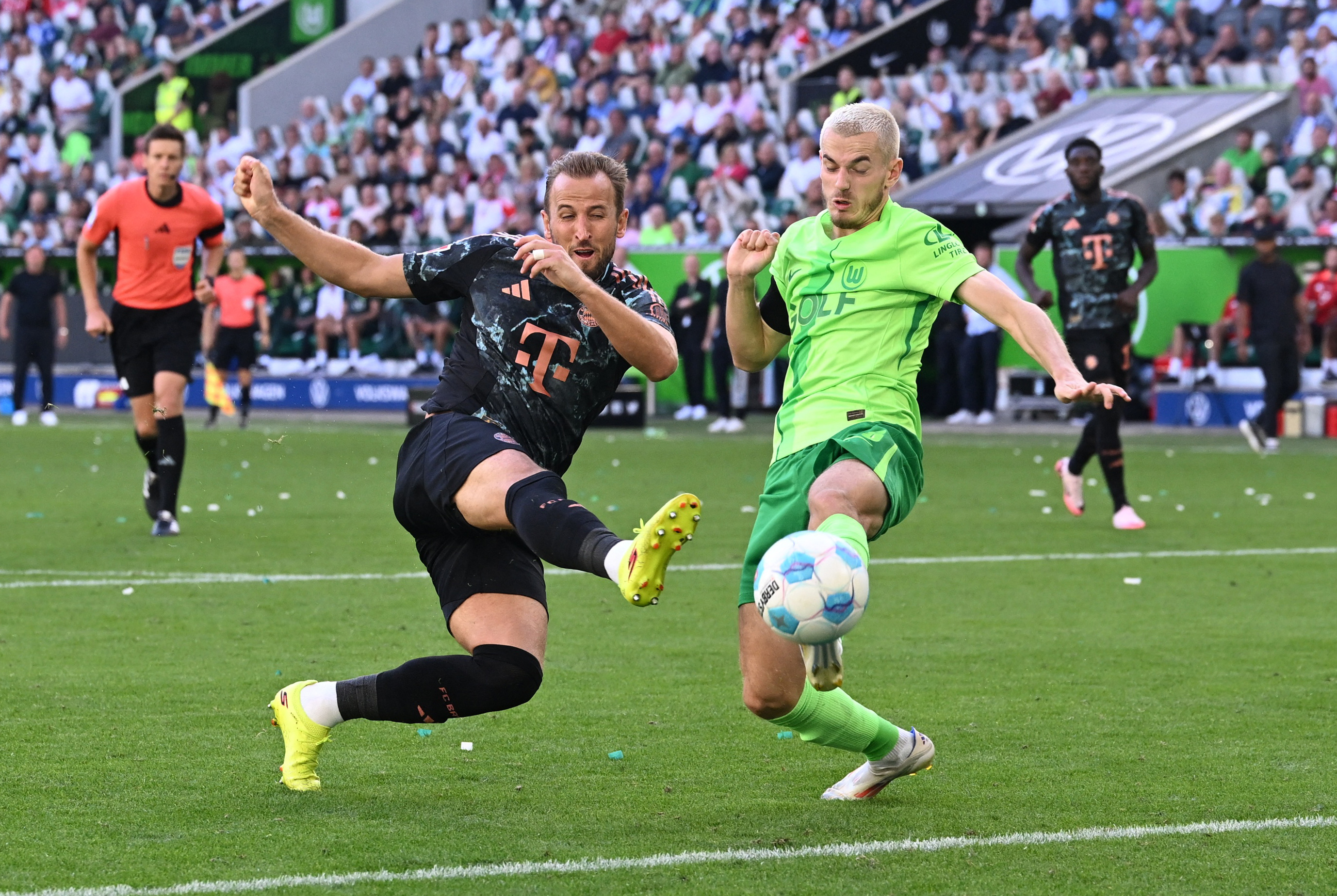 Bundesliga - VfL Wolfsburg v Bayern Munich