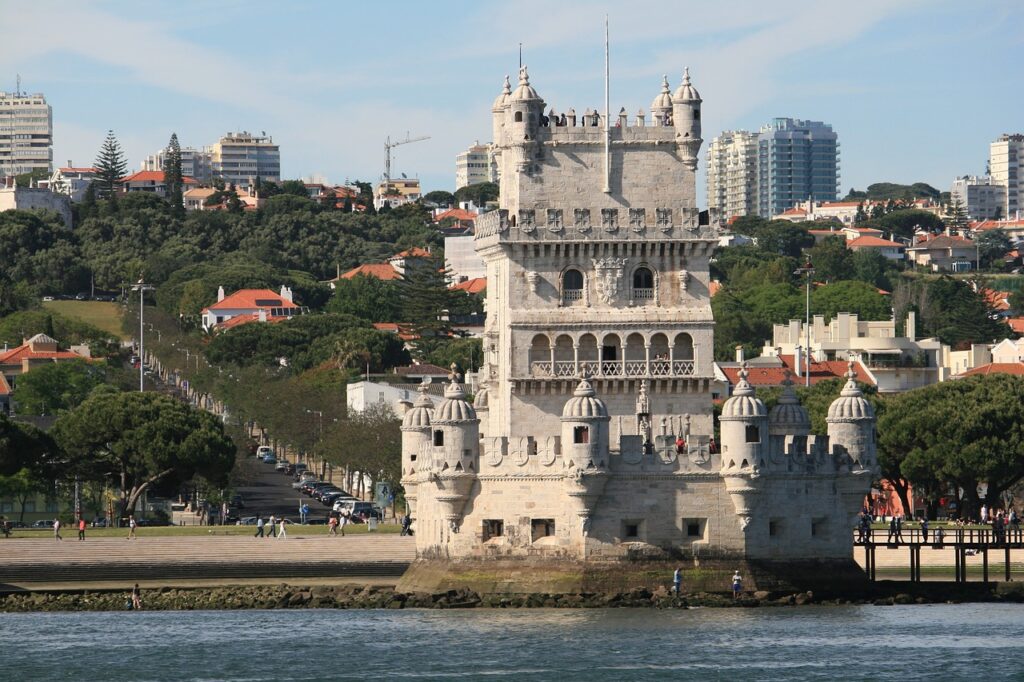 1724756128-belem-tower-349141_1280-1024x682.jpg