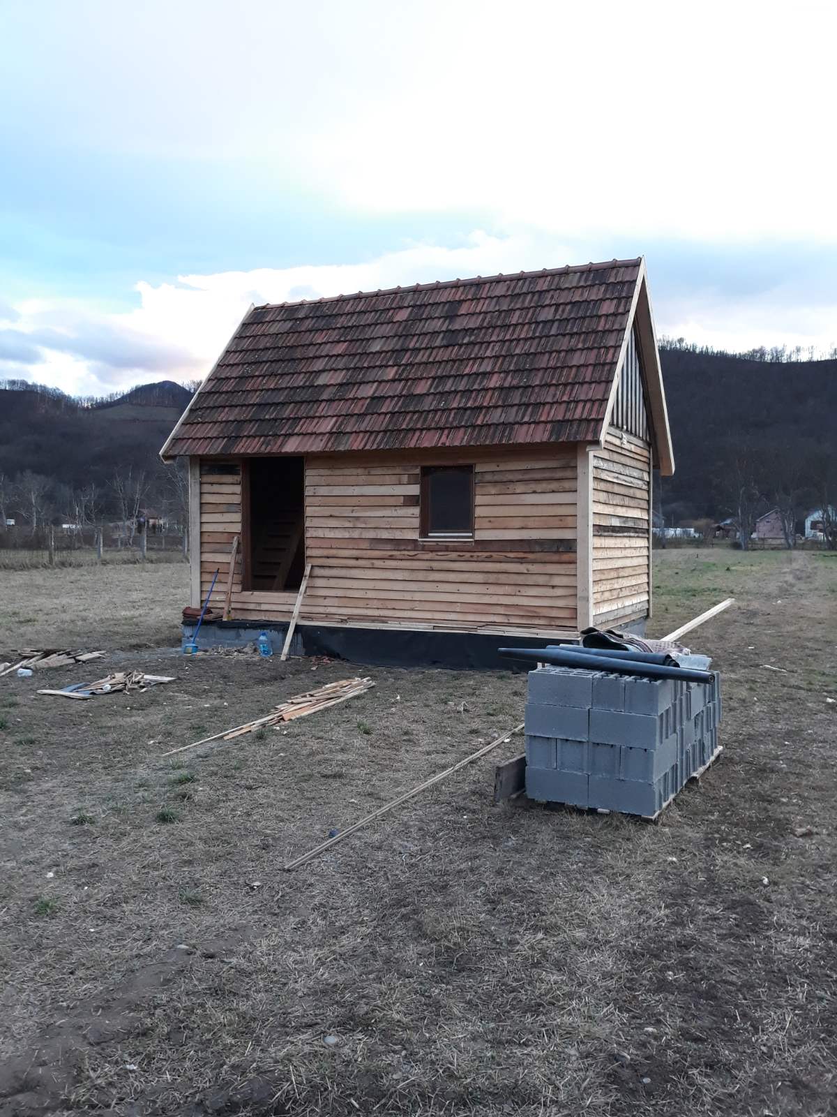 IMG-bfb14ce7244461691a88a245c64f6014-V