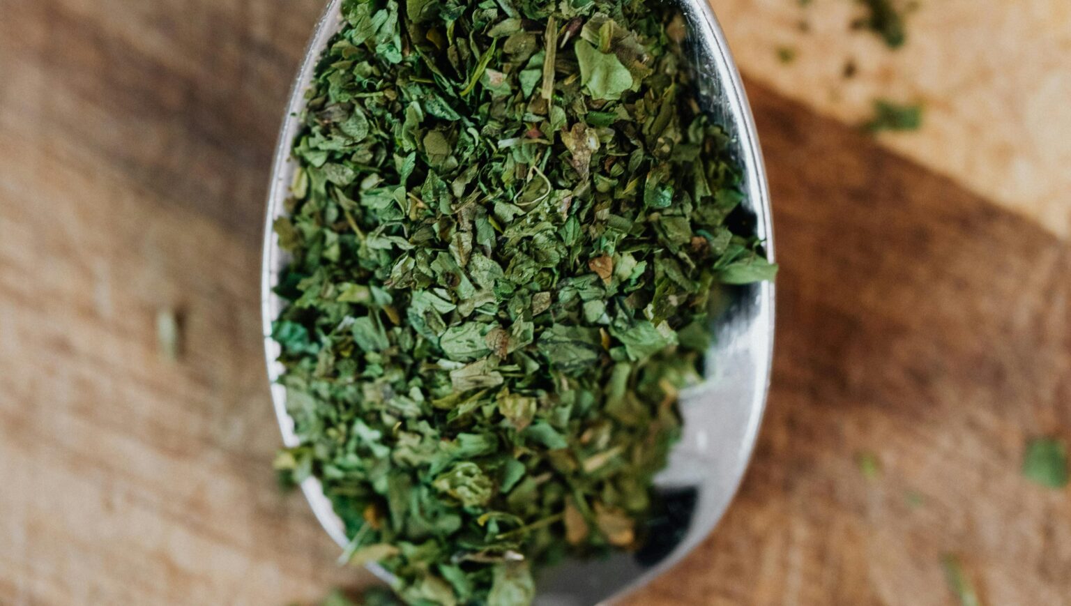 1725610755-pexels-karolina-grabowska-4871248-1536x869