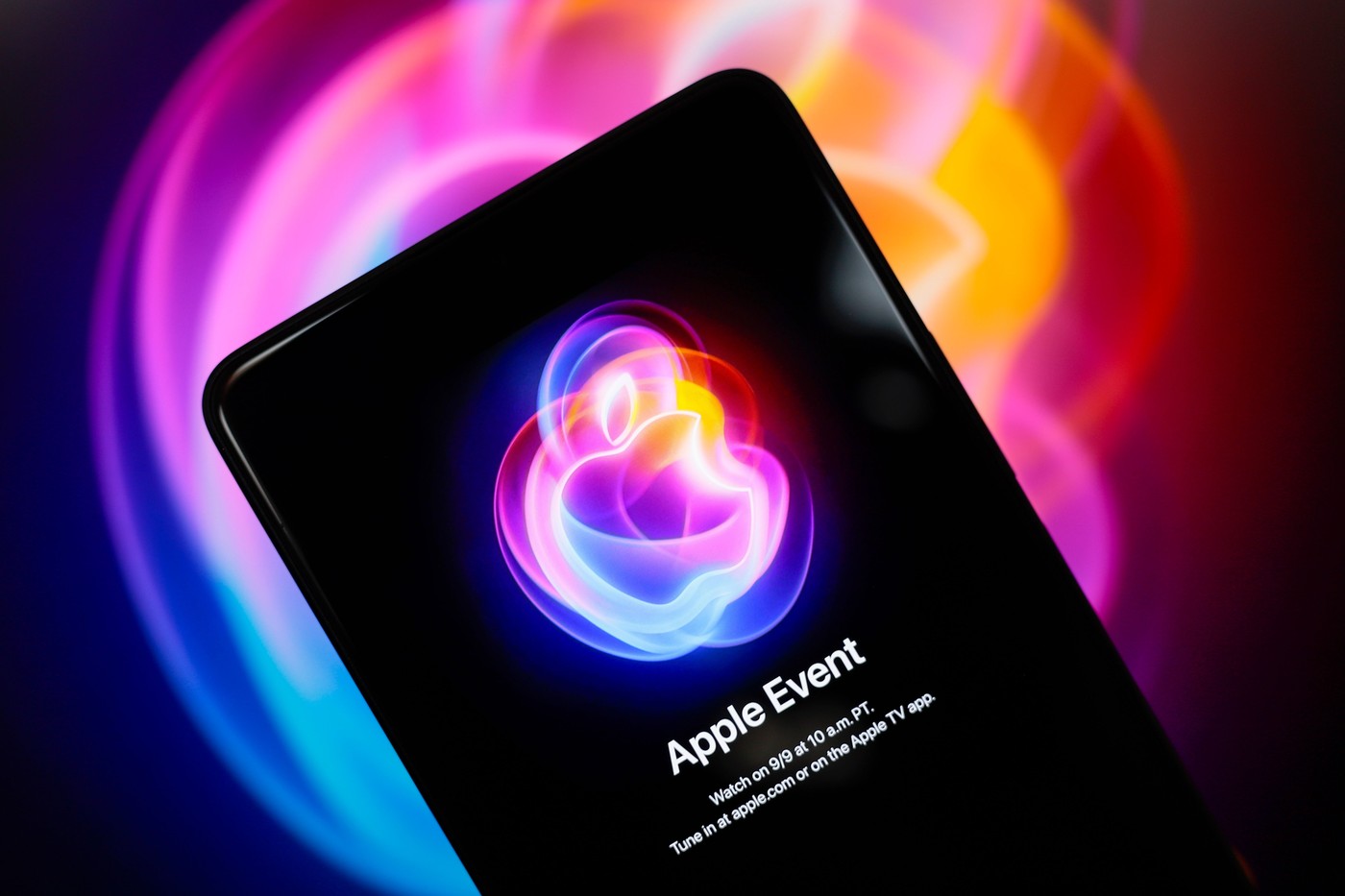 Logos displayed on smartphones in Paraguay - 04 Sept 2024