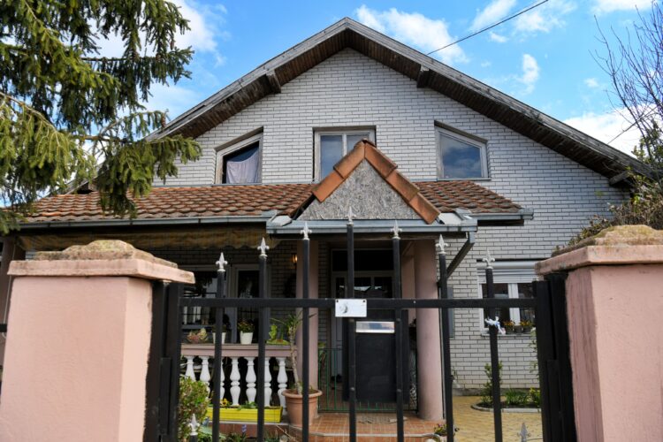 1710243825-1710243230142-750x500