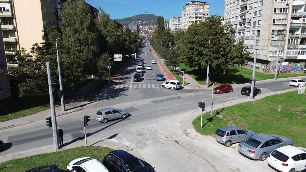 l_beefbb11fb4089c3a710243e5d60a112