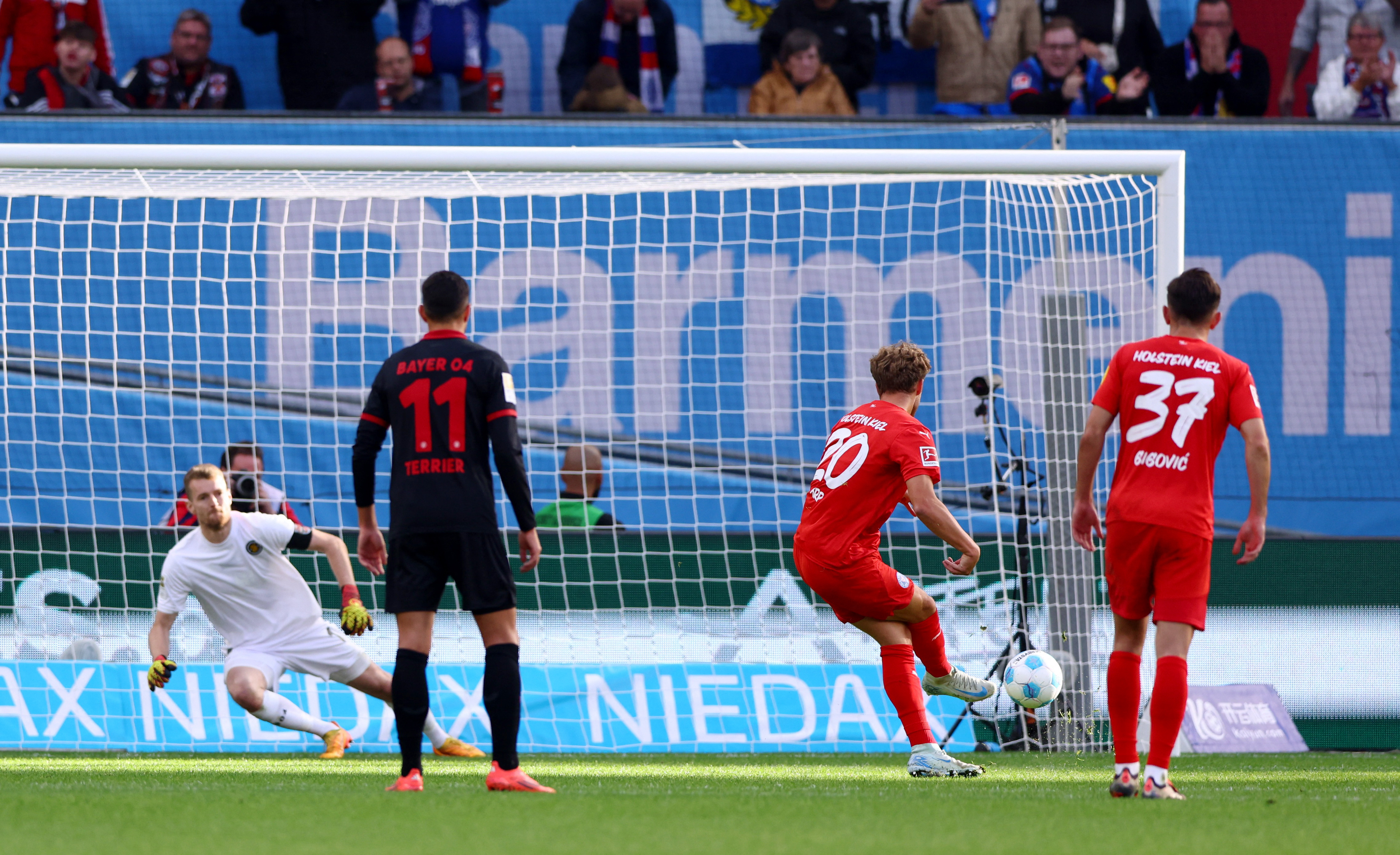 Bundesliga - Bayer Leverkusen v Holstein Kiel